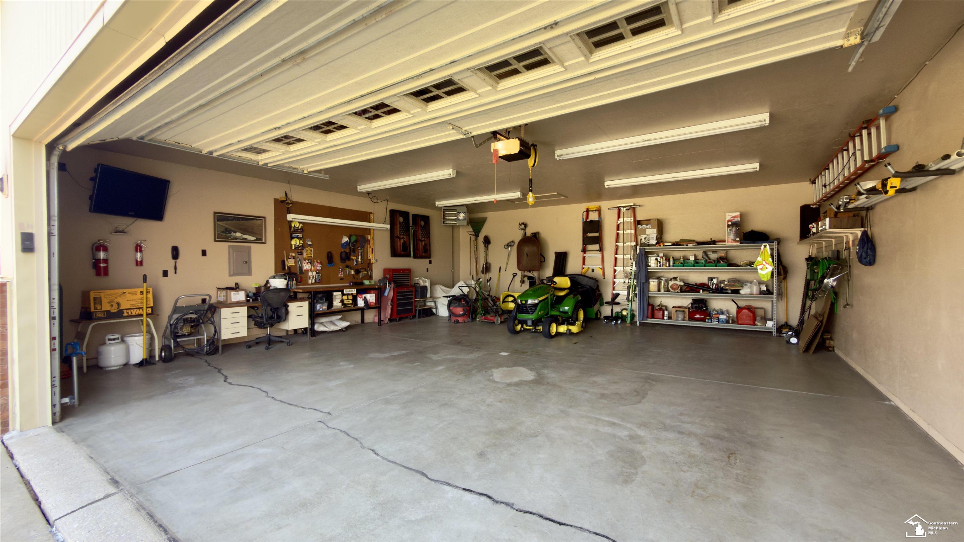 8940 S Dixie Highway Property Photo 18