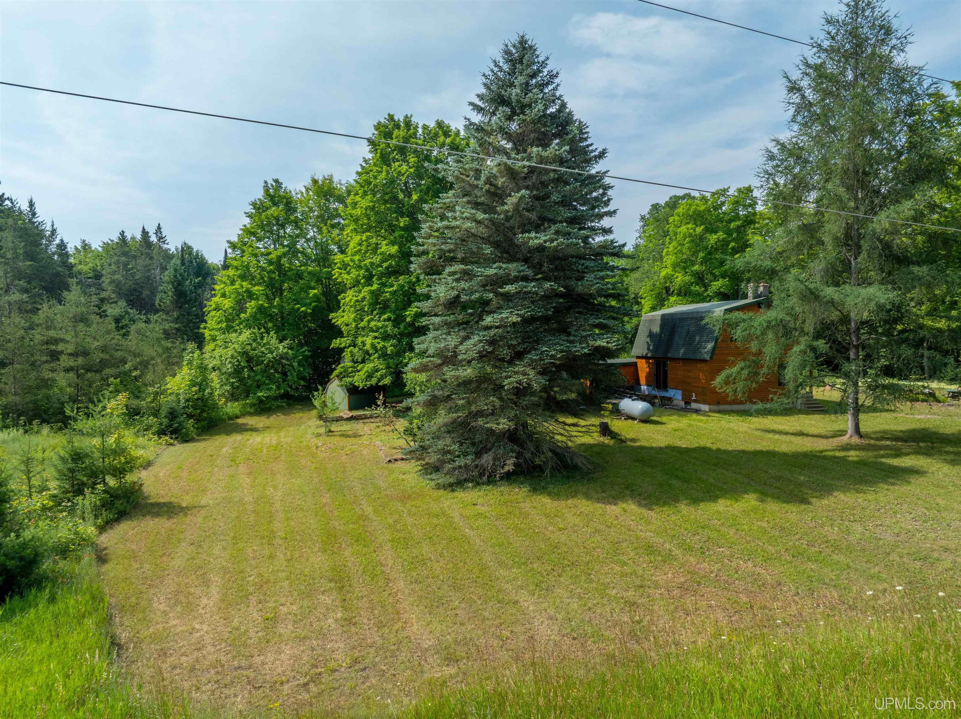 E12329 H58 Highway Property Photo 31