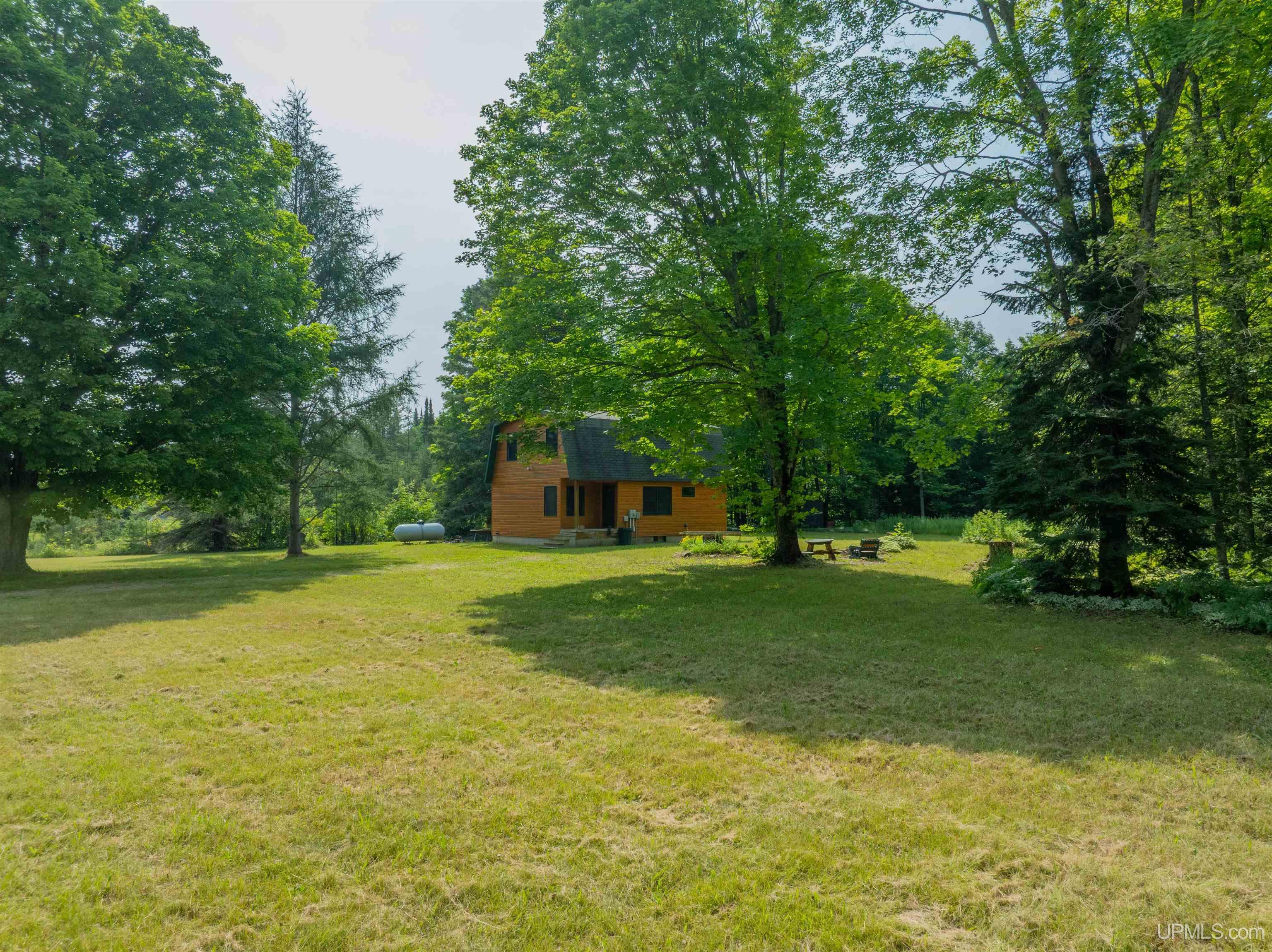 E12329 H58 Highway Property Photo 32