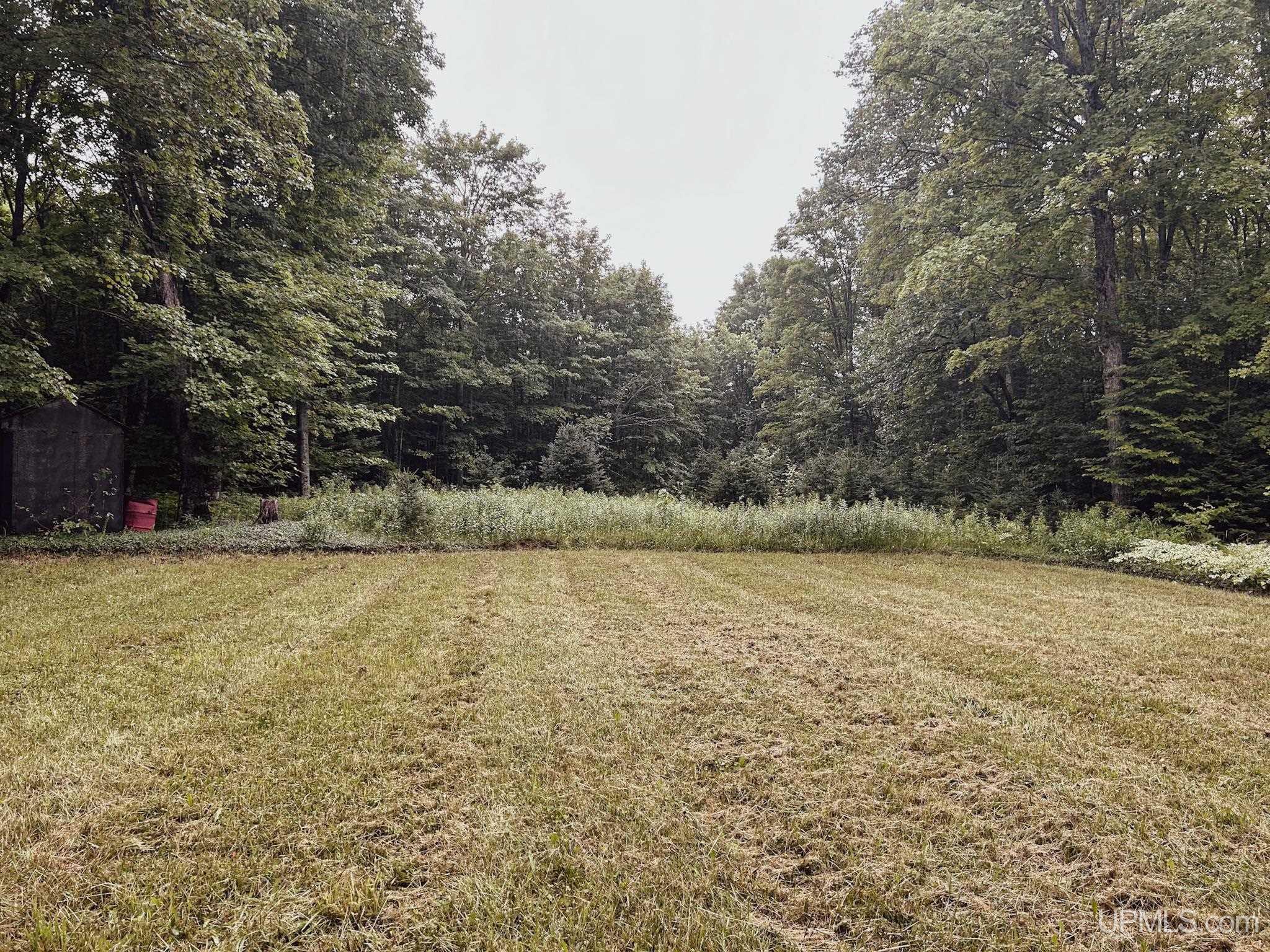 E12329 H58 Highway Property Photo 36