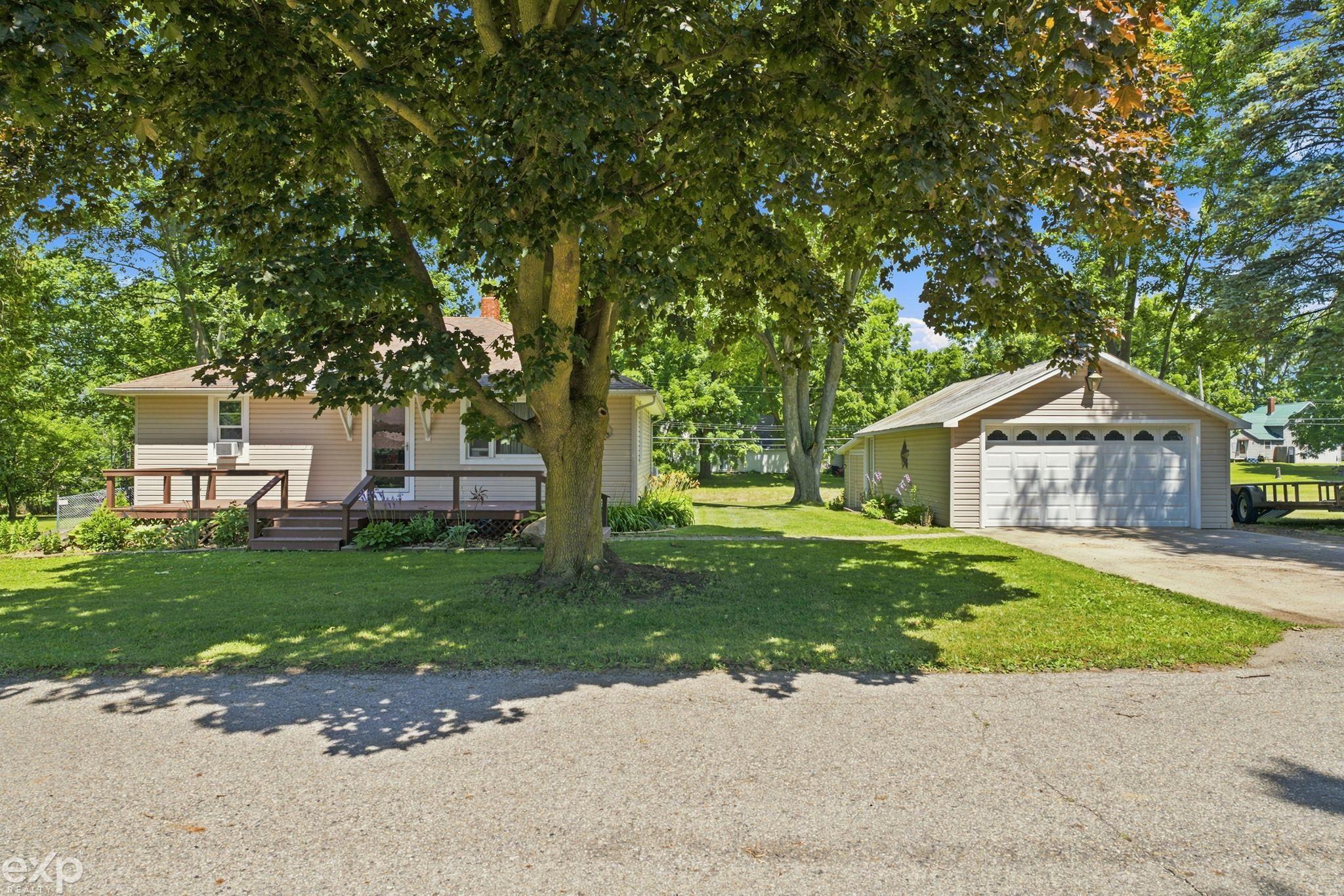 4055 E Orchard Street Property Photo 4