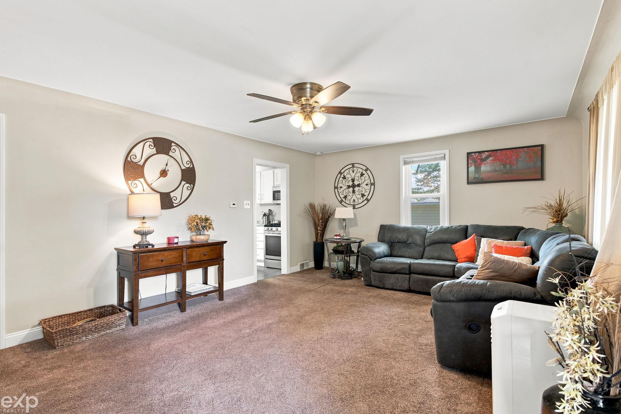 4055 E Orchard Street Property Photo 9