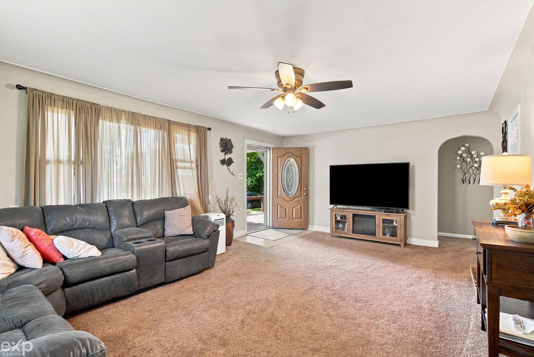 4055 E Orchard Street Property Photo 11