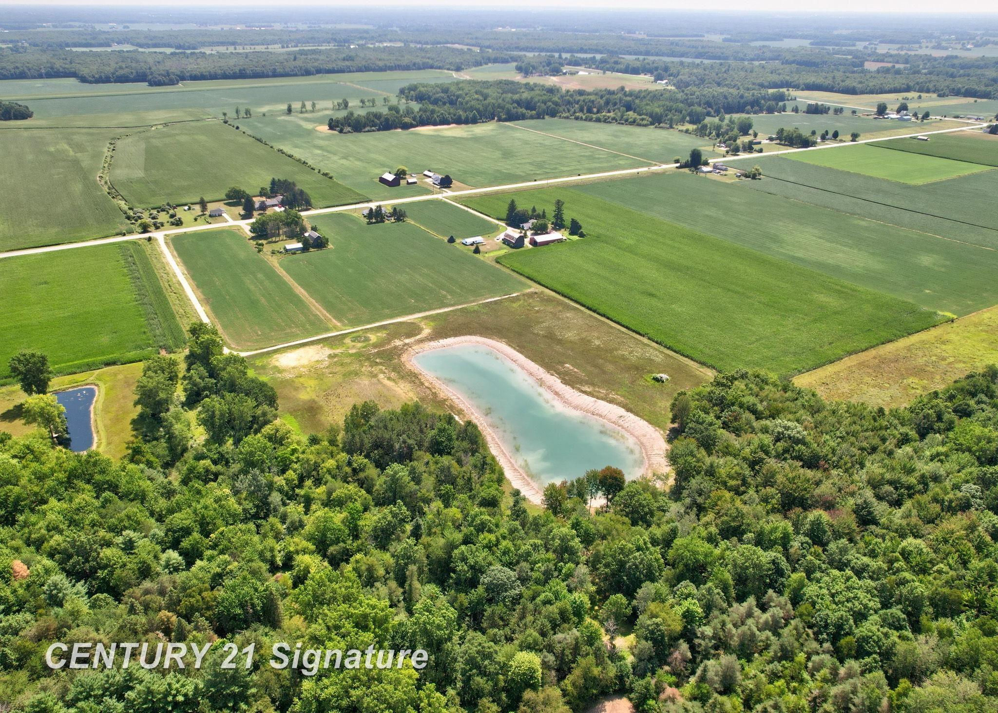 2250 S Hemlock Road Property Photo 7