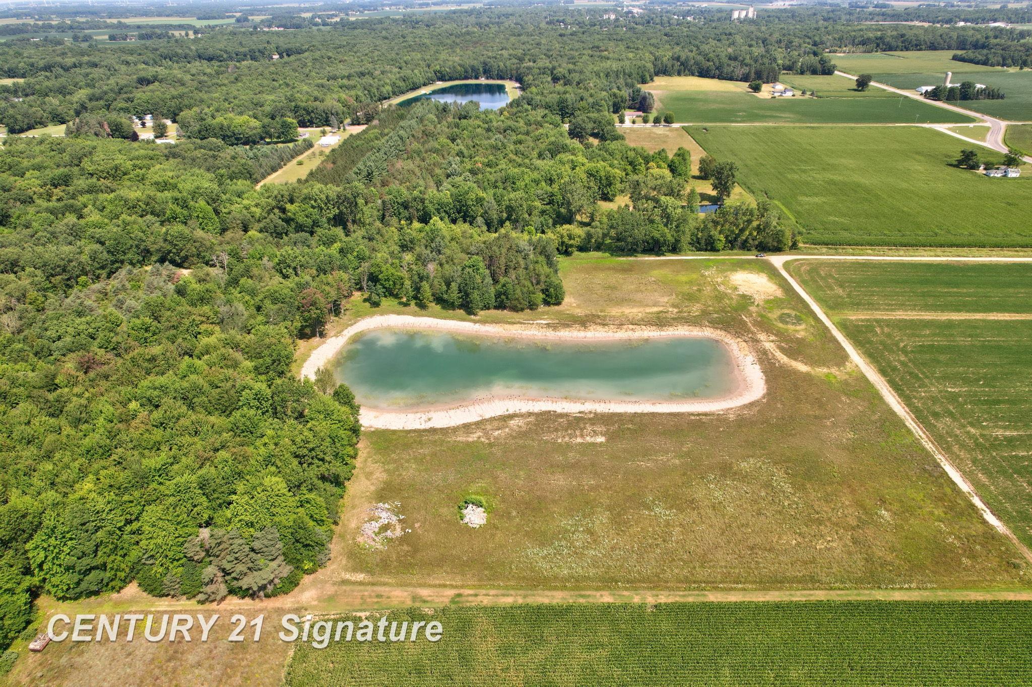 2250 S Hemlock Road Property Photo 11