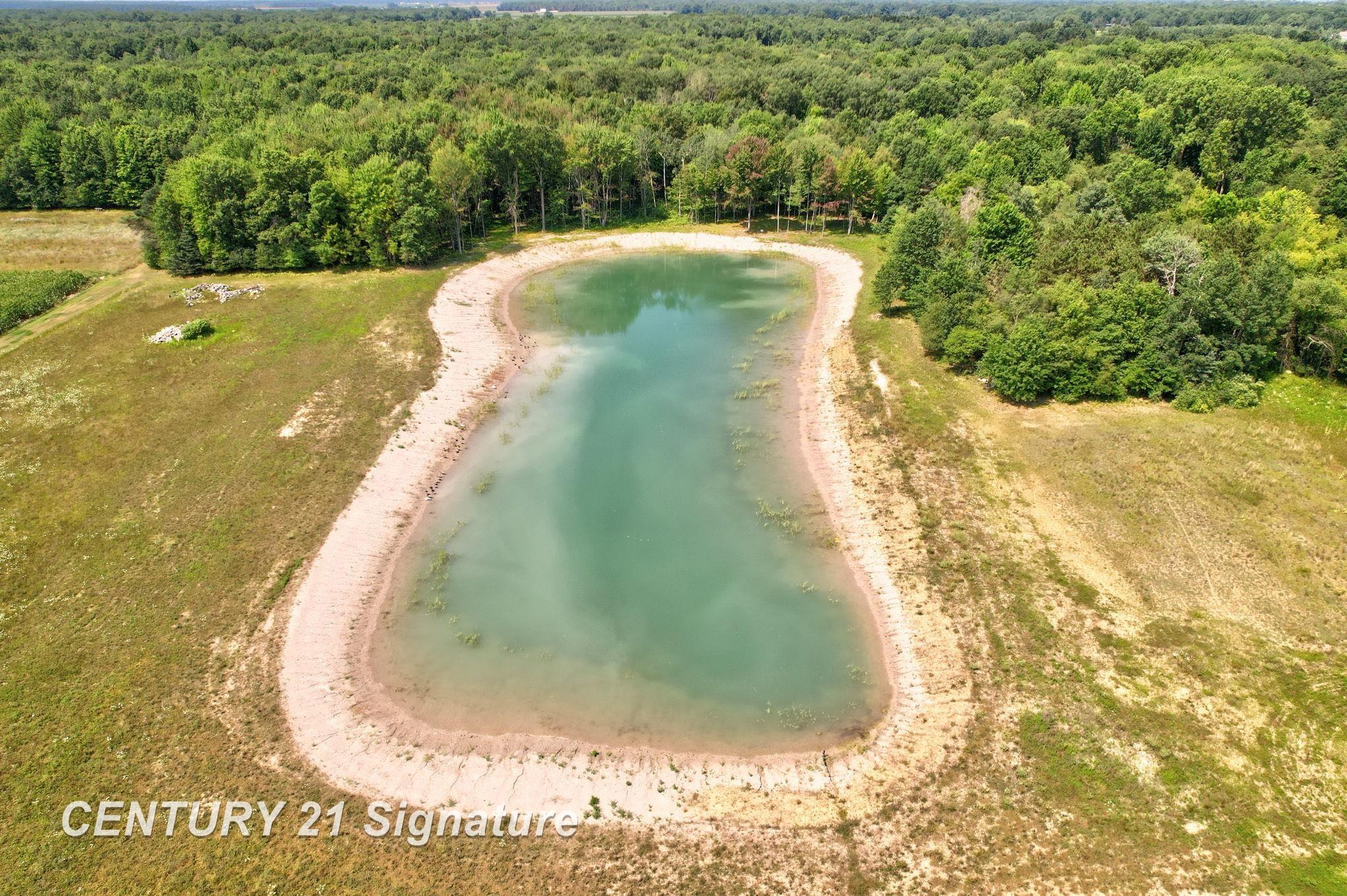 2250 S Hemlock Road Property Photo 13
