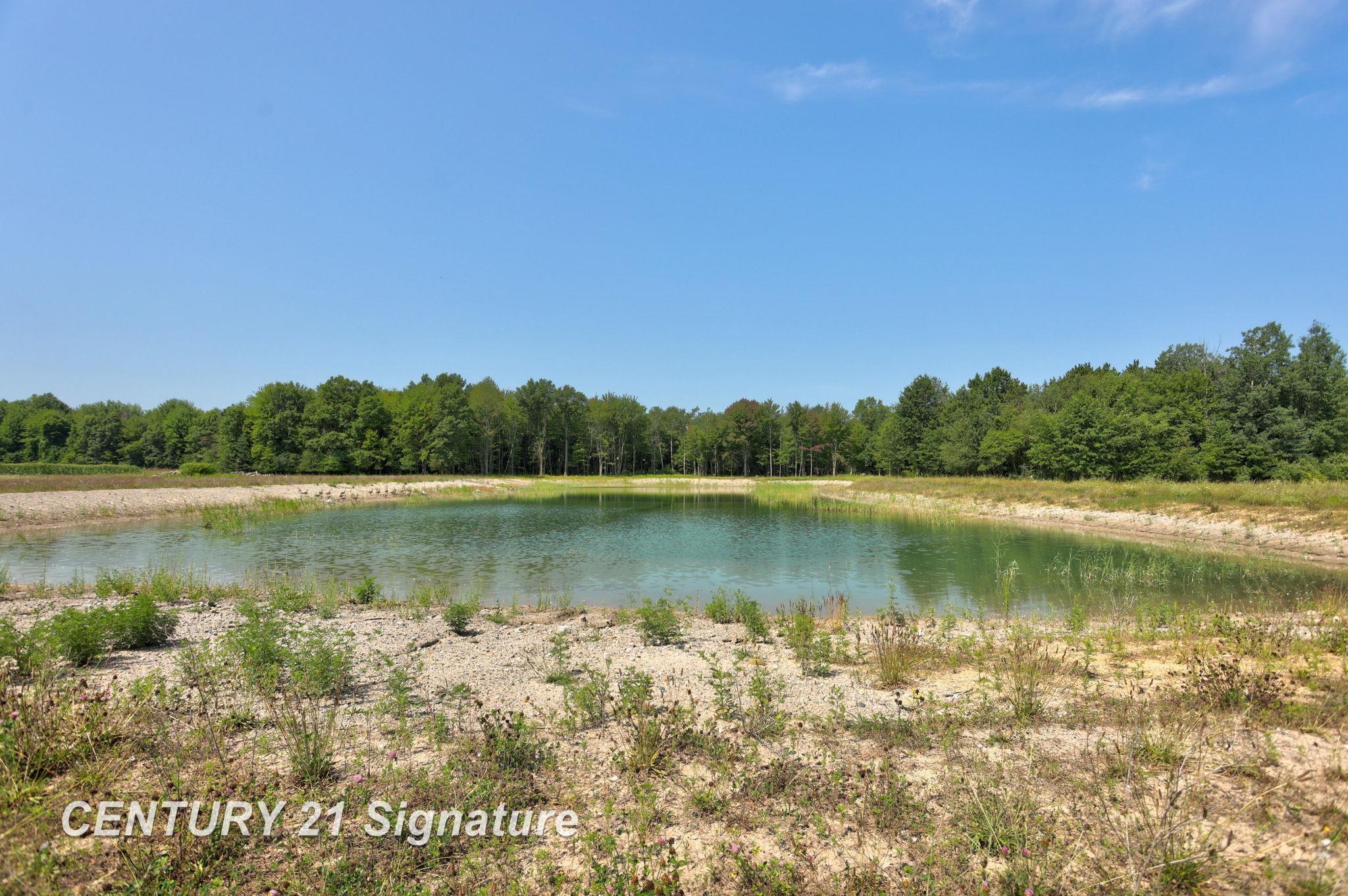 2250 S Hemlock Road Property Photo 21