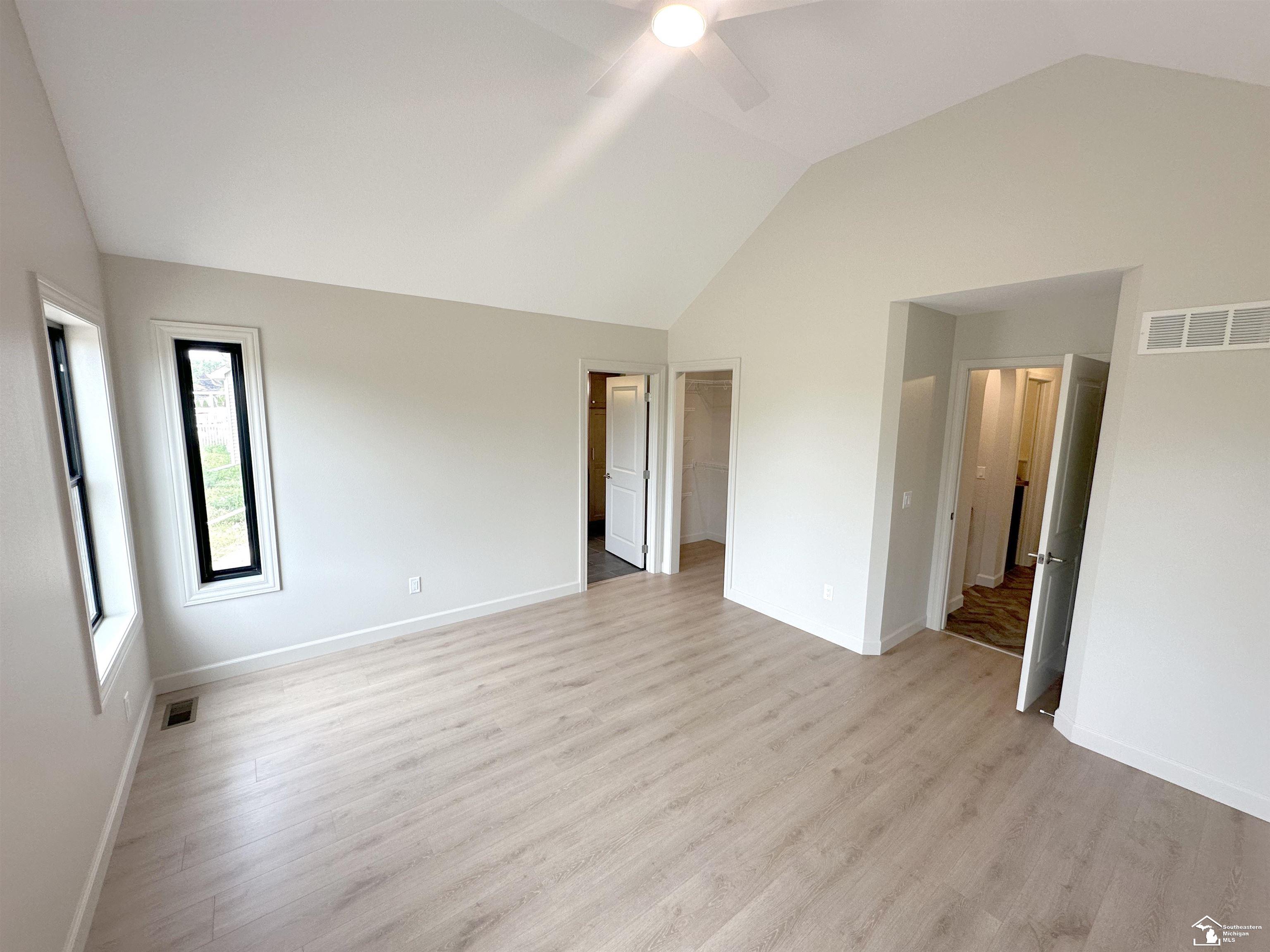 798 E Sweet Briar Lane Property Photo 21