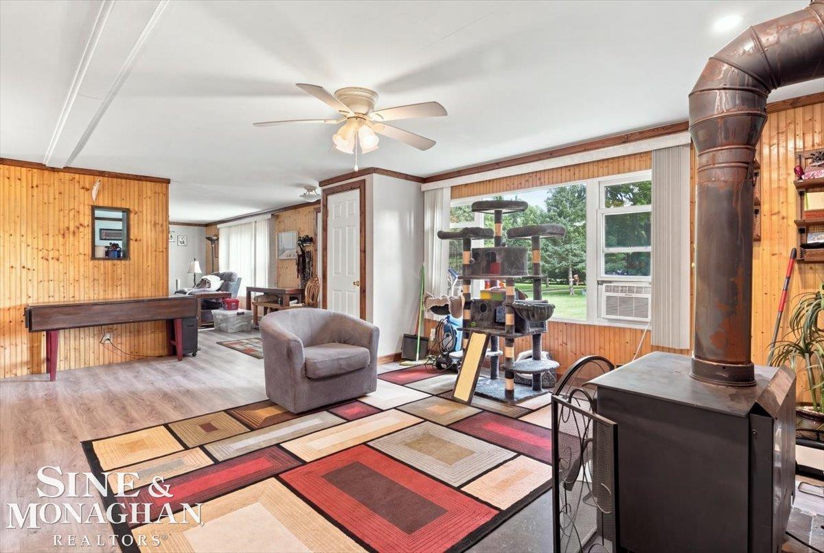 7665 Metcalf Road Property Photo 8