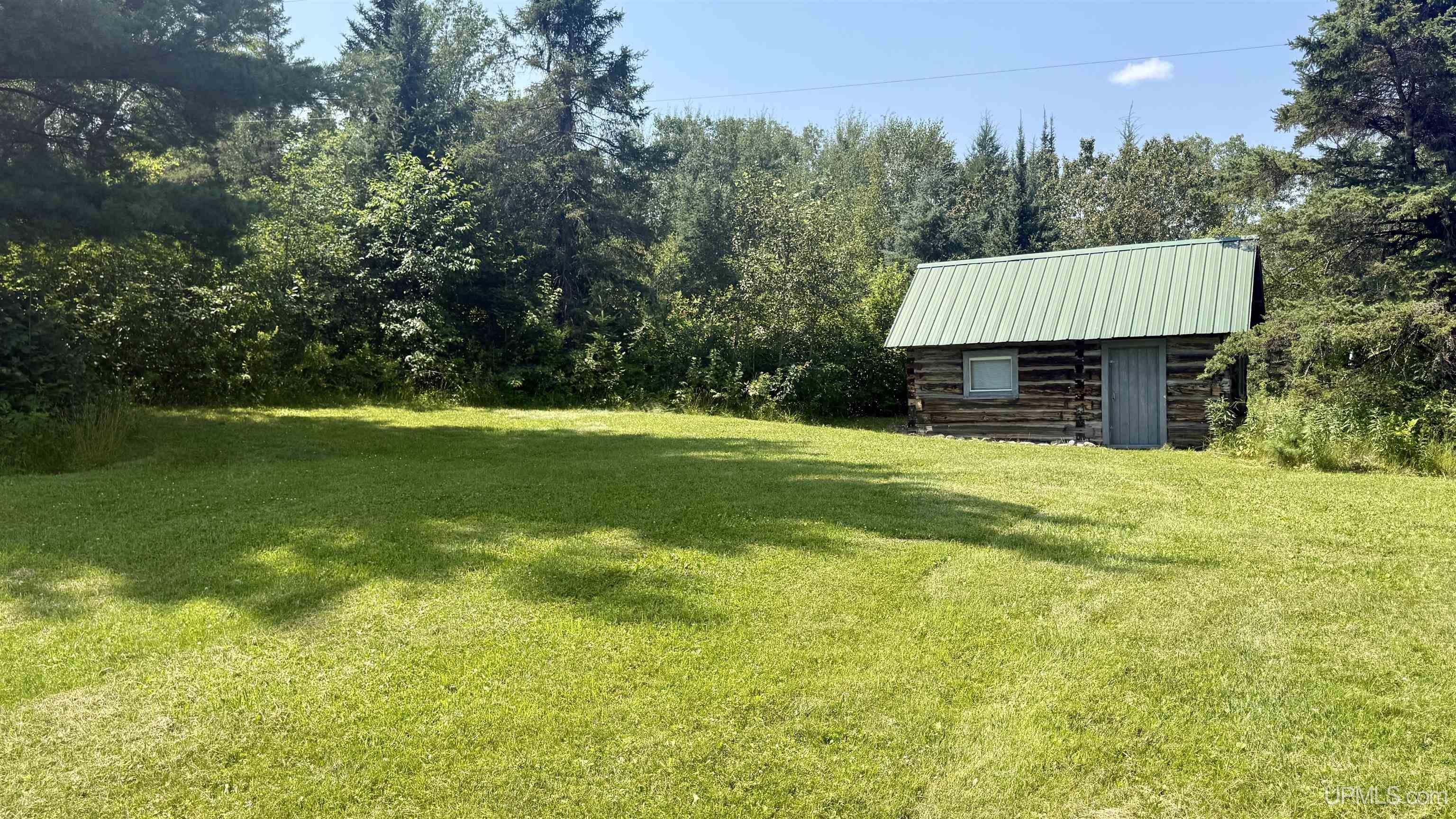 153 W Townline Road Property Photo 15