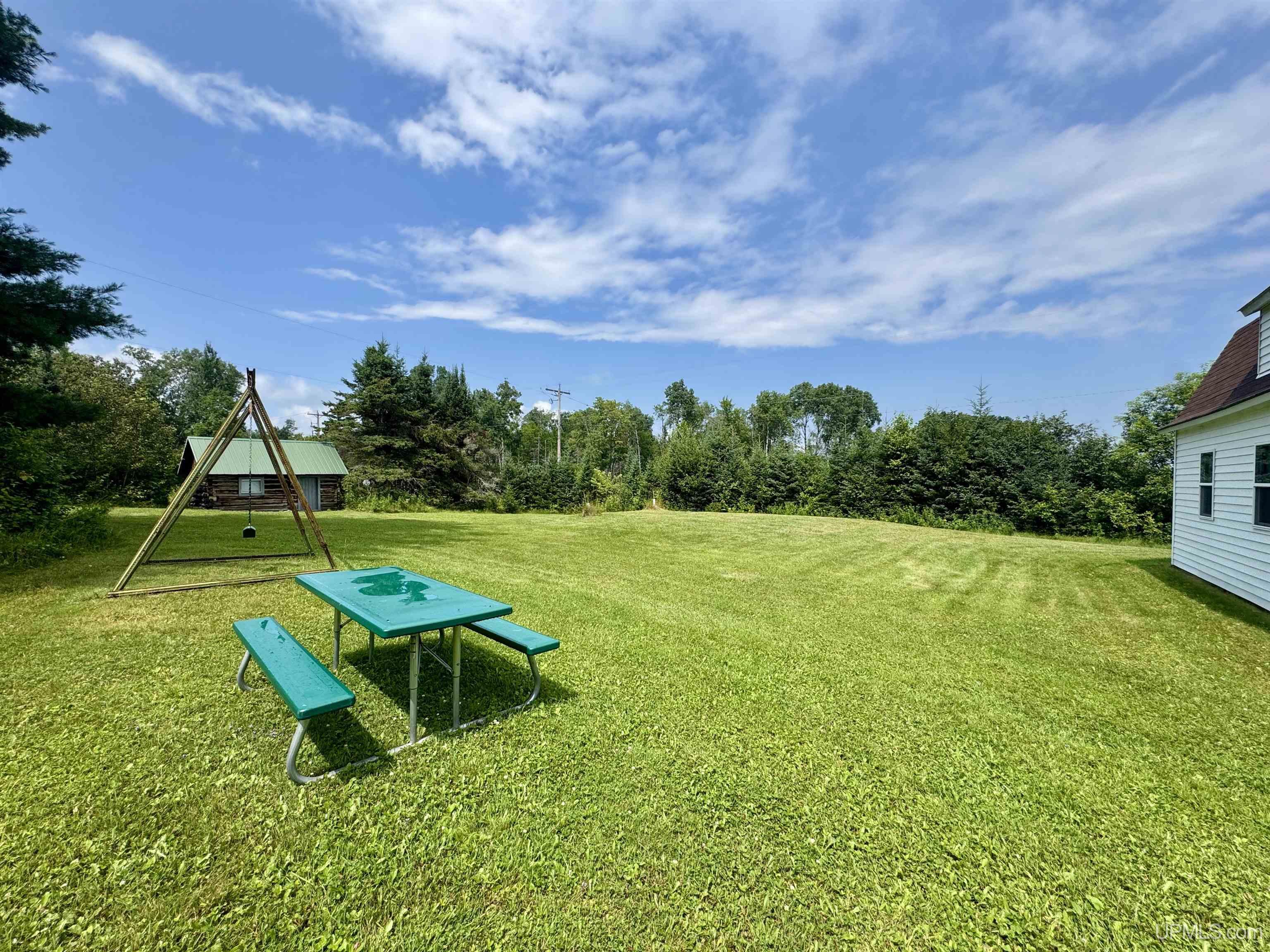 153 W Townline Road Property Photo 17