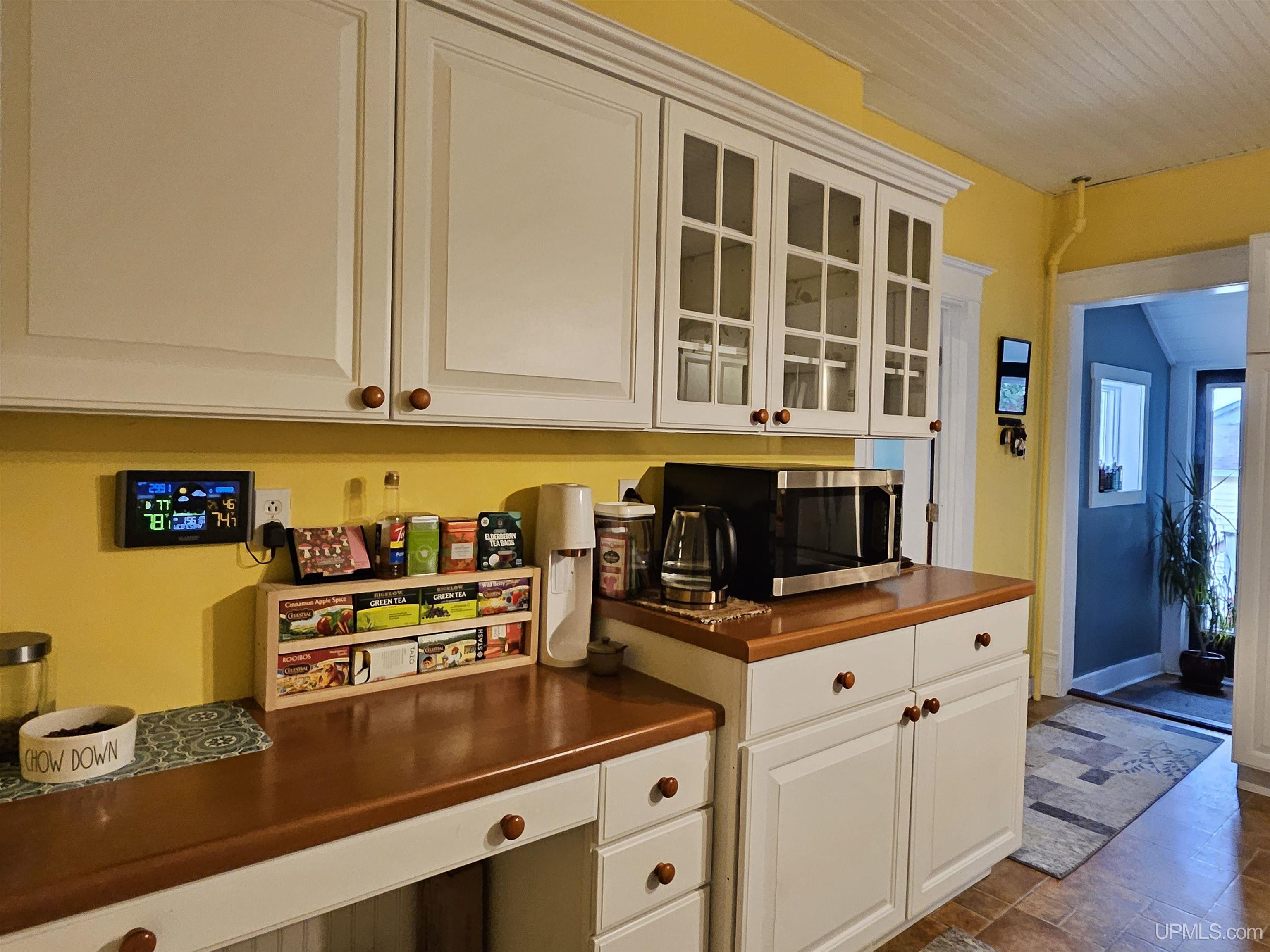 52196 B Avenue Property Photo 6