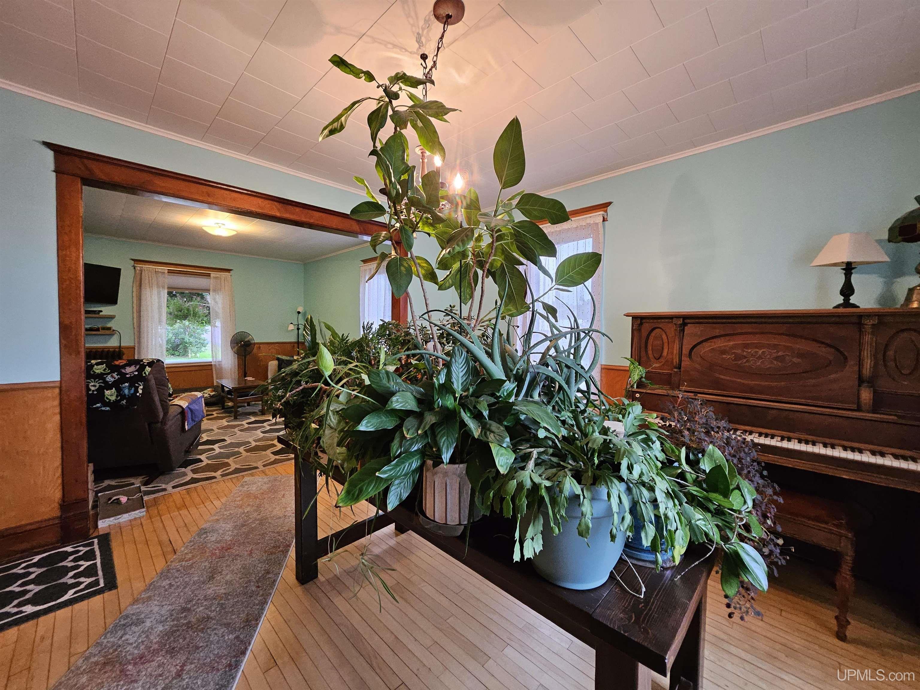 52196 B Avenue Property Photo 10