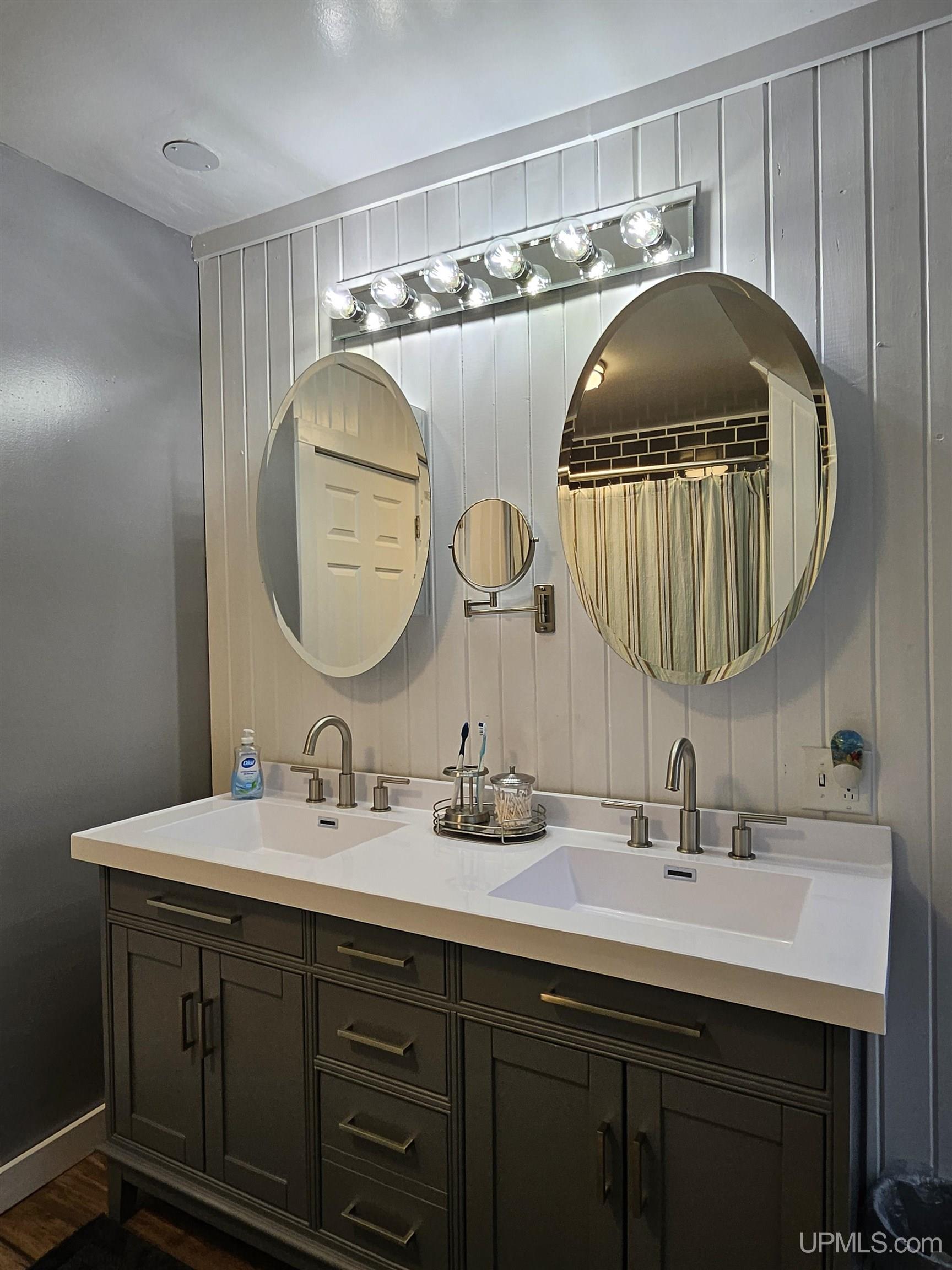 52196 B Avenue Property Photo 24