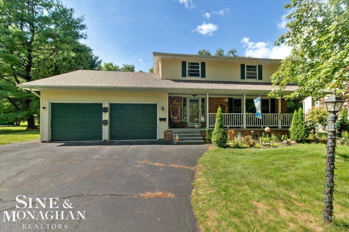 137 E Meldrum Circle Property Photo 1