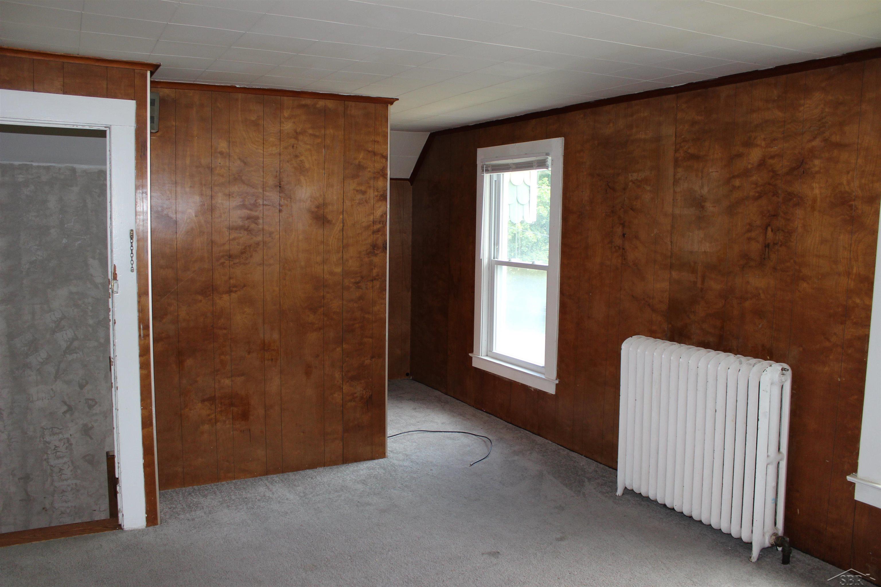 1021 Ames Street Property Photo 18