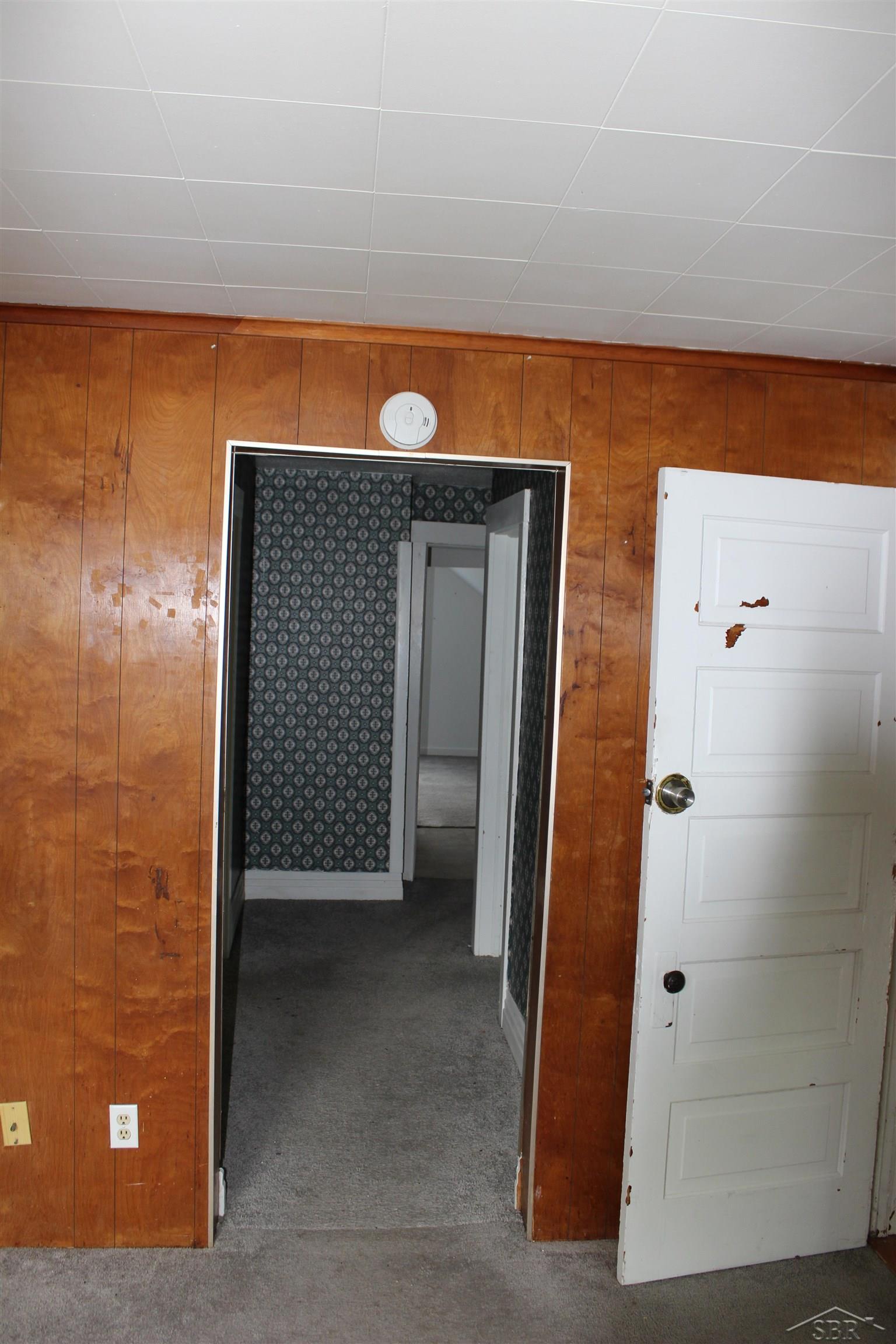 1021 Ames Street Property Photo 20