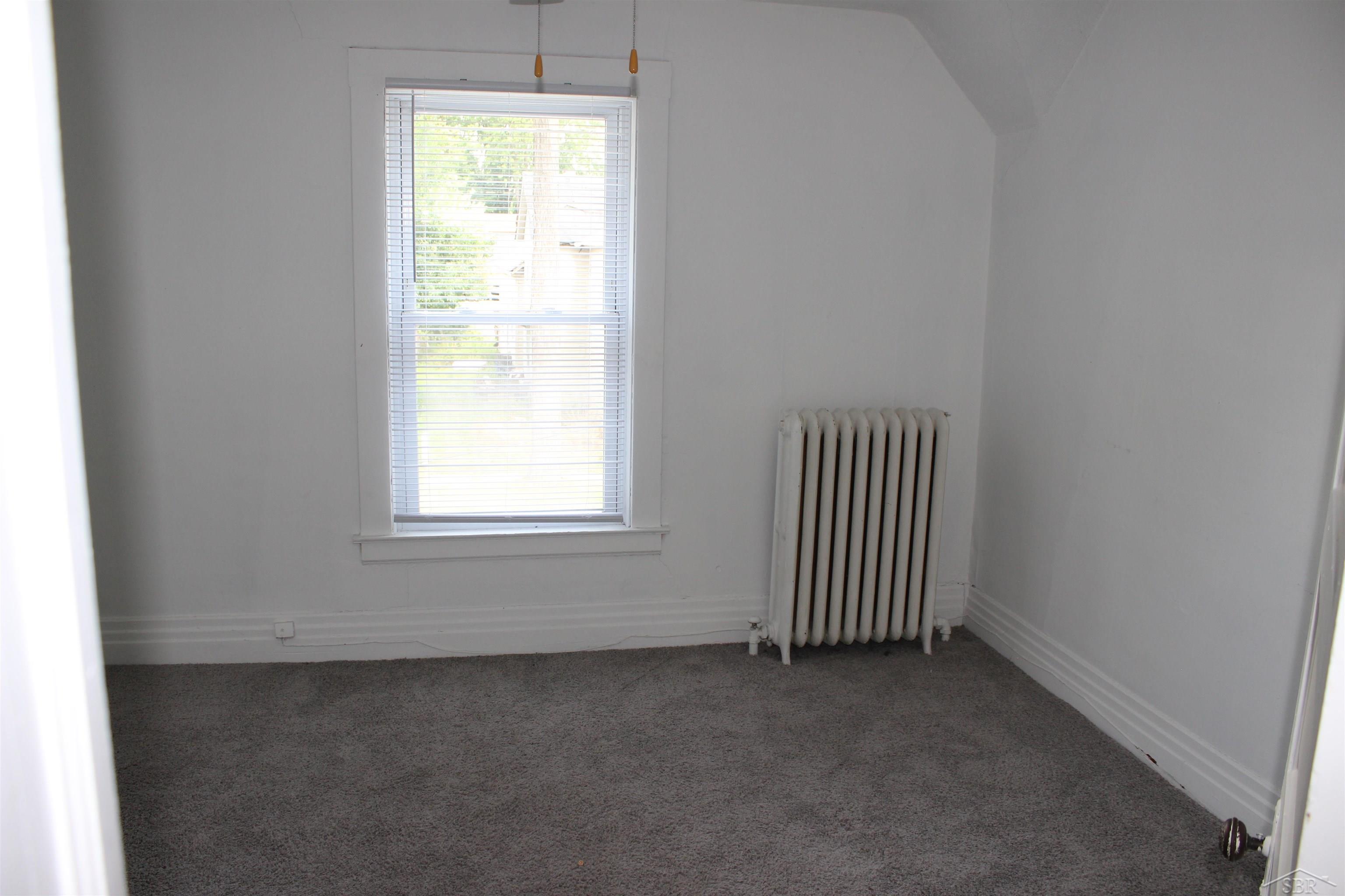 1021 Ames Street Property Photo 24