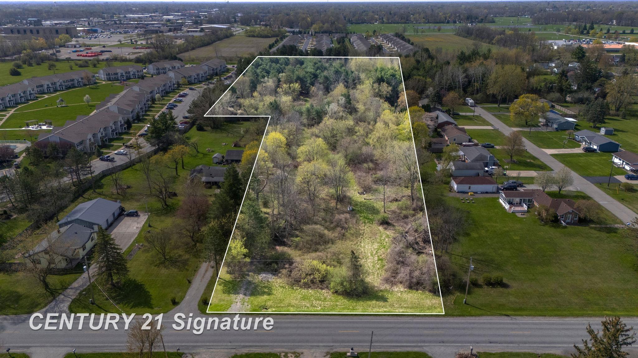 Schust Road Property Photo 1