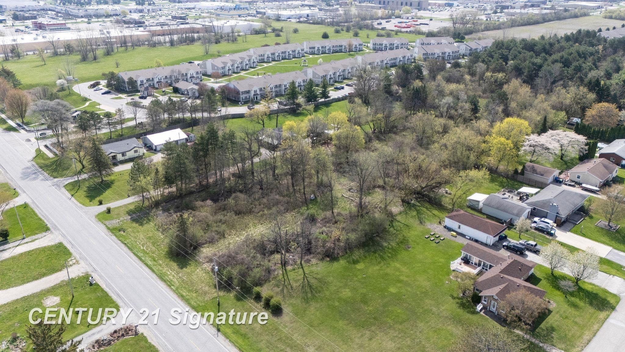 Schust Road Property Photo 8