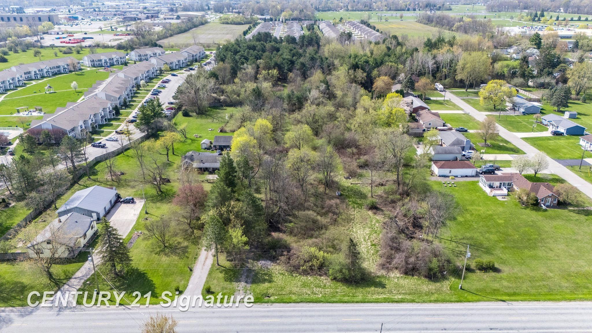 Schust Road Property Photo 9