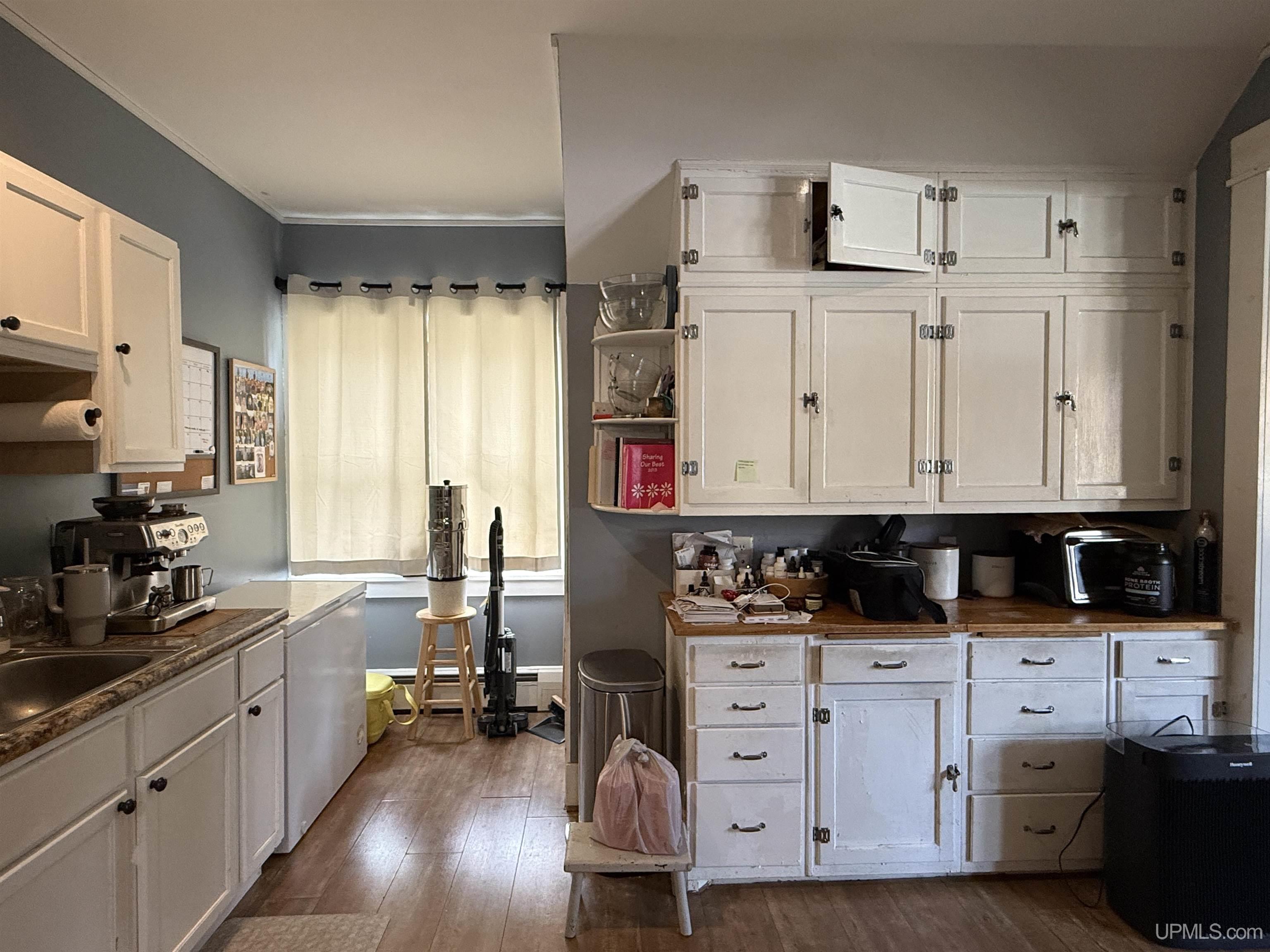 309 Tobin Street Property Photo 15