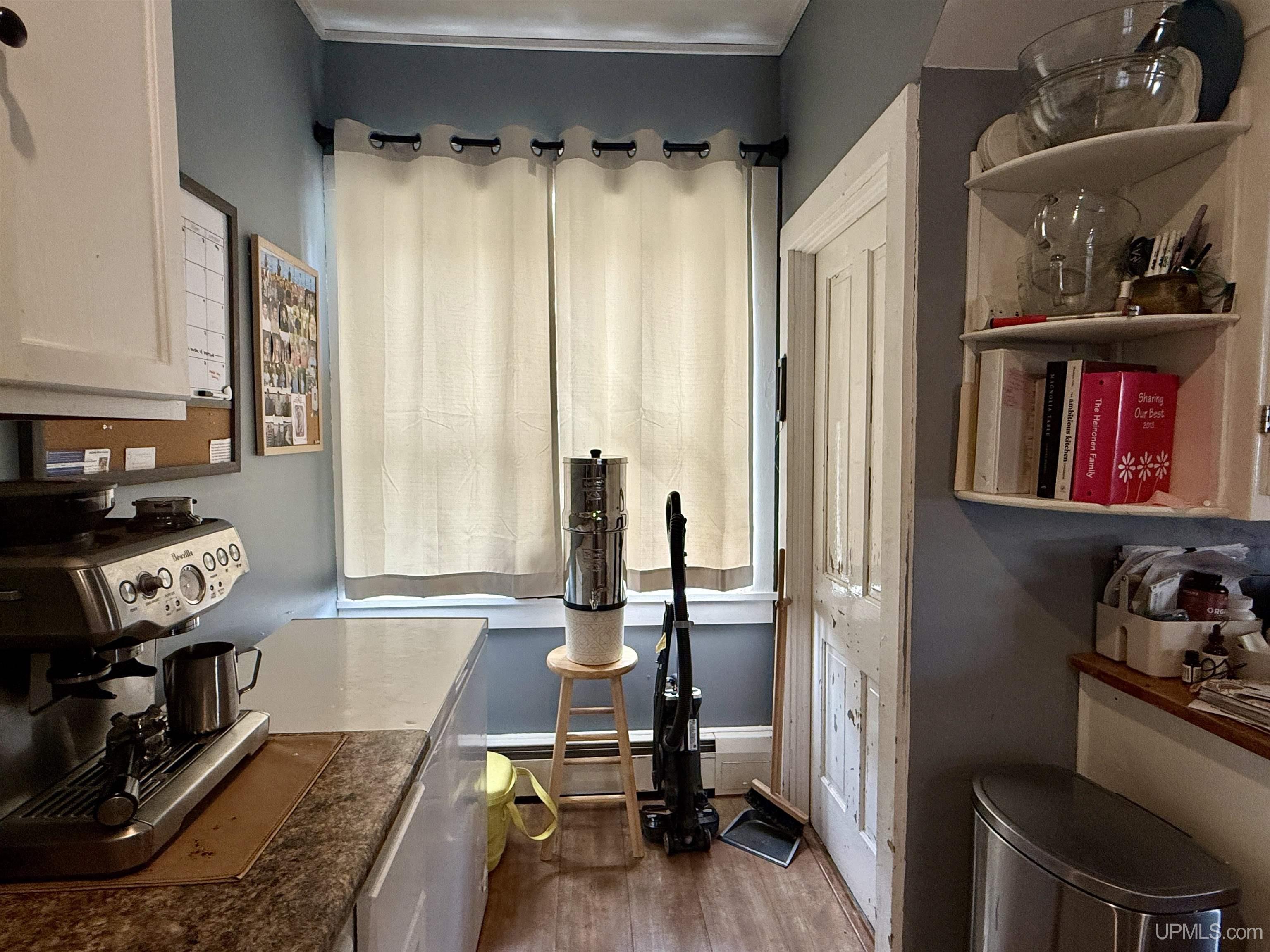 309 Tobin Street Property Photo 17