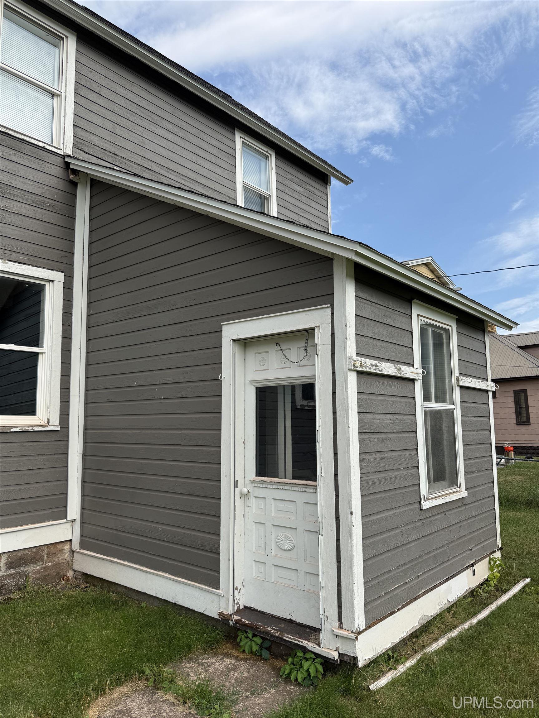 309 Tobin Street Property Photo 27