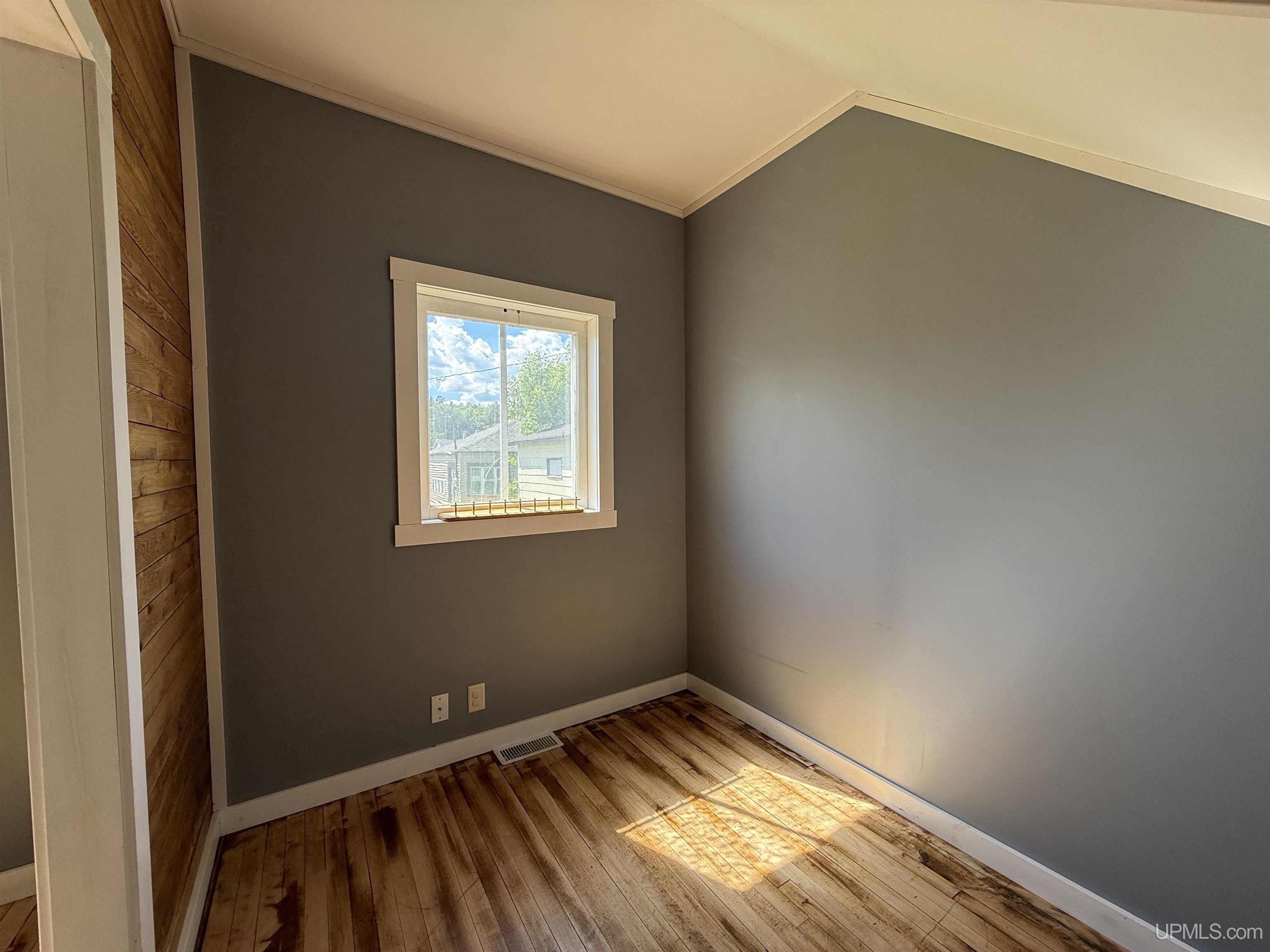 309 Tobin Street Property Photo 34