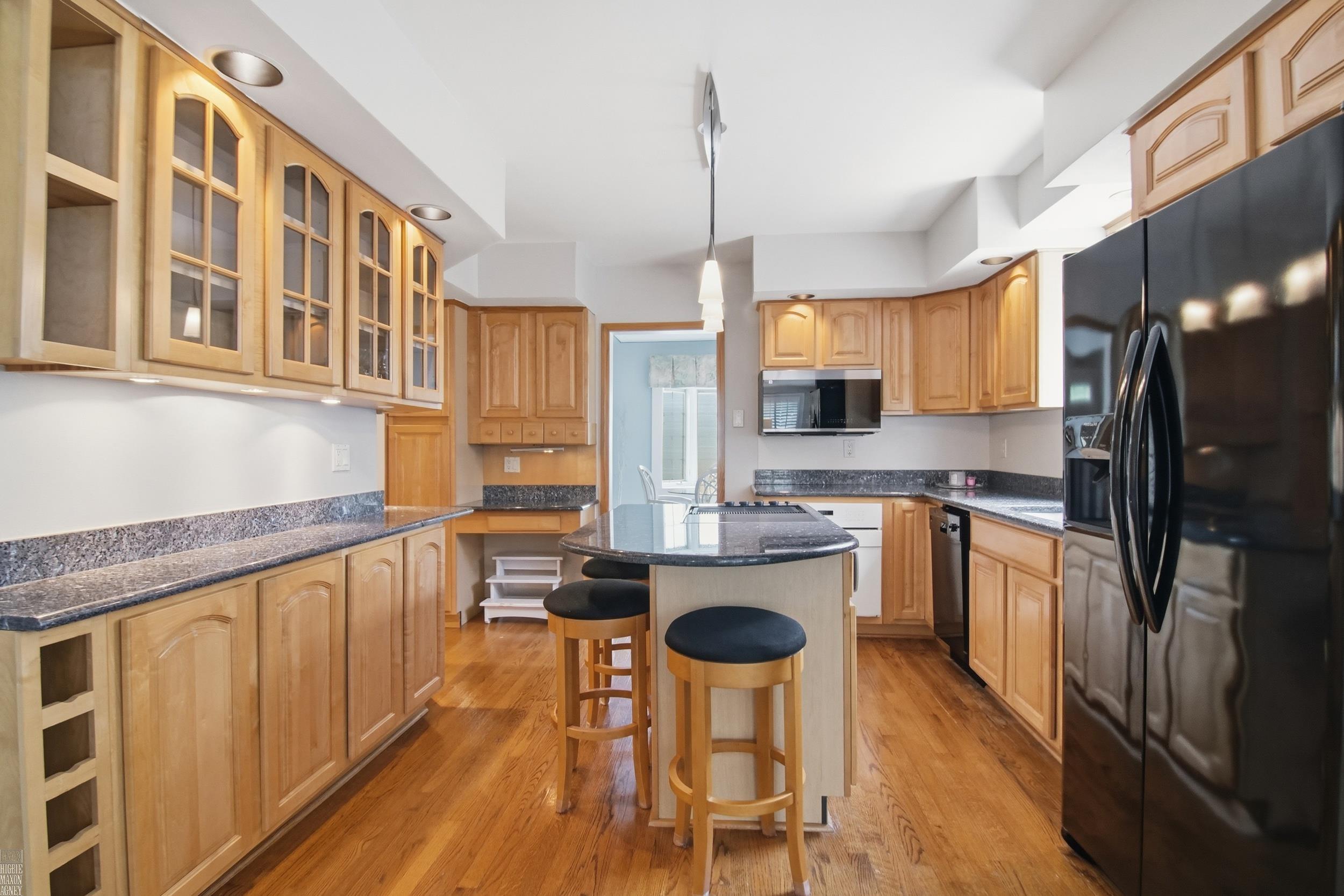 19650 Huntington Avenue Property Photo 5