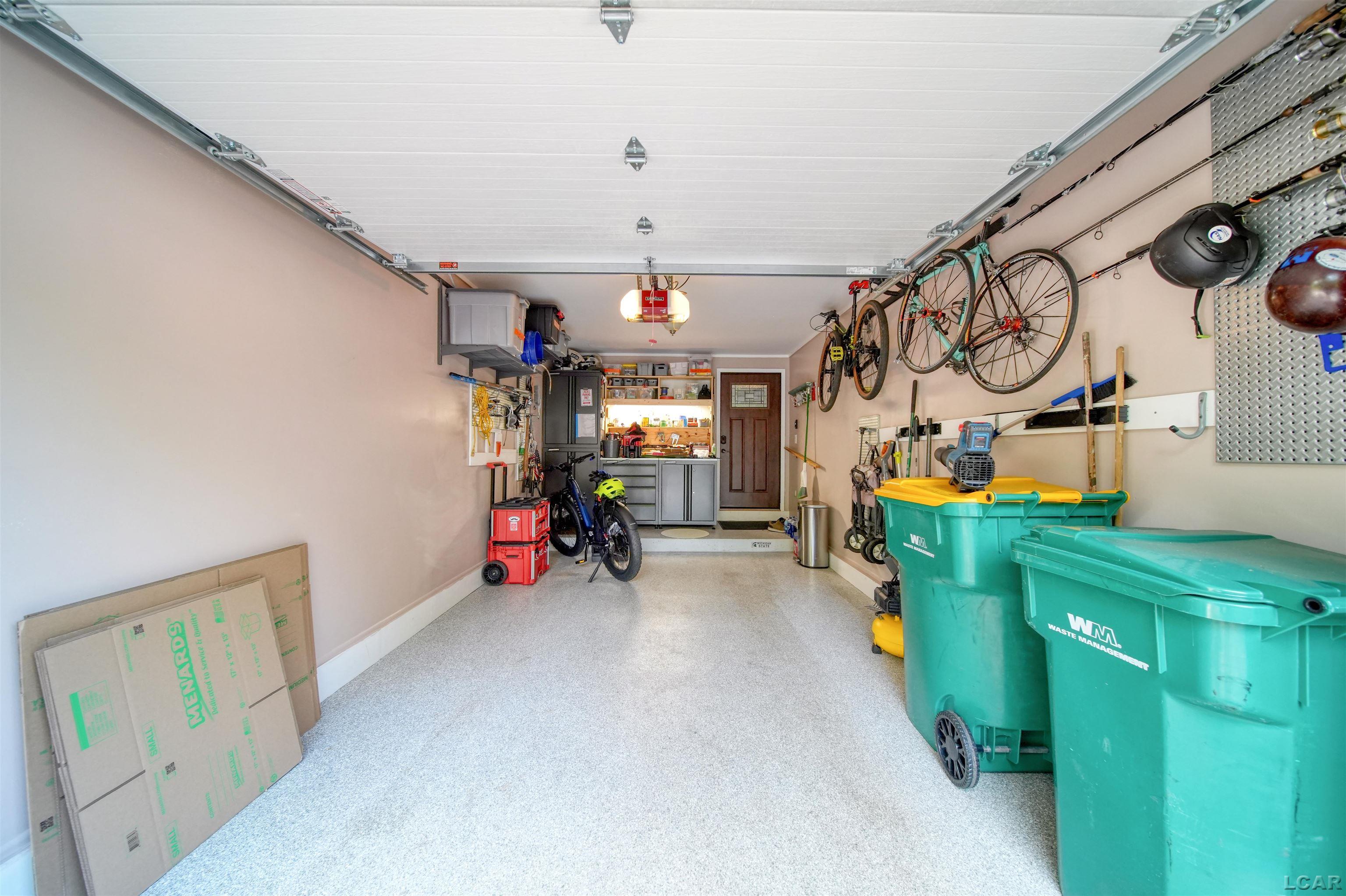 288 Whitlock St Street Property Photo 45