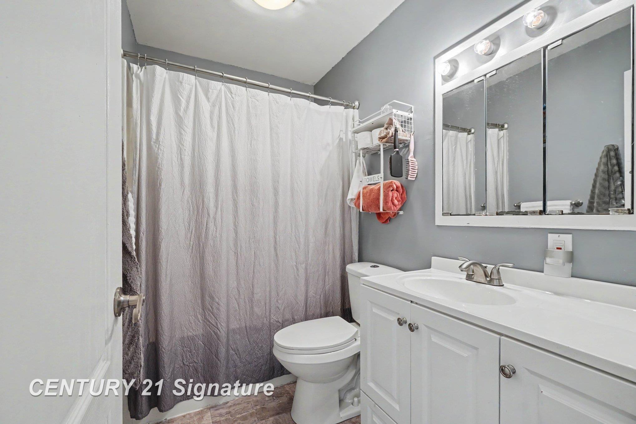 733 Tulane Street Property Photo 10