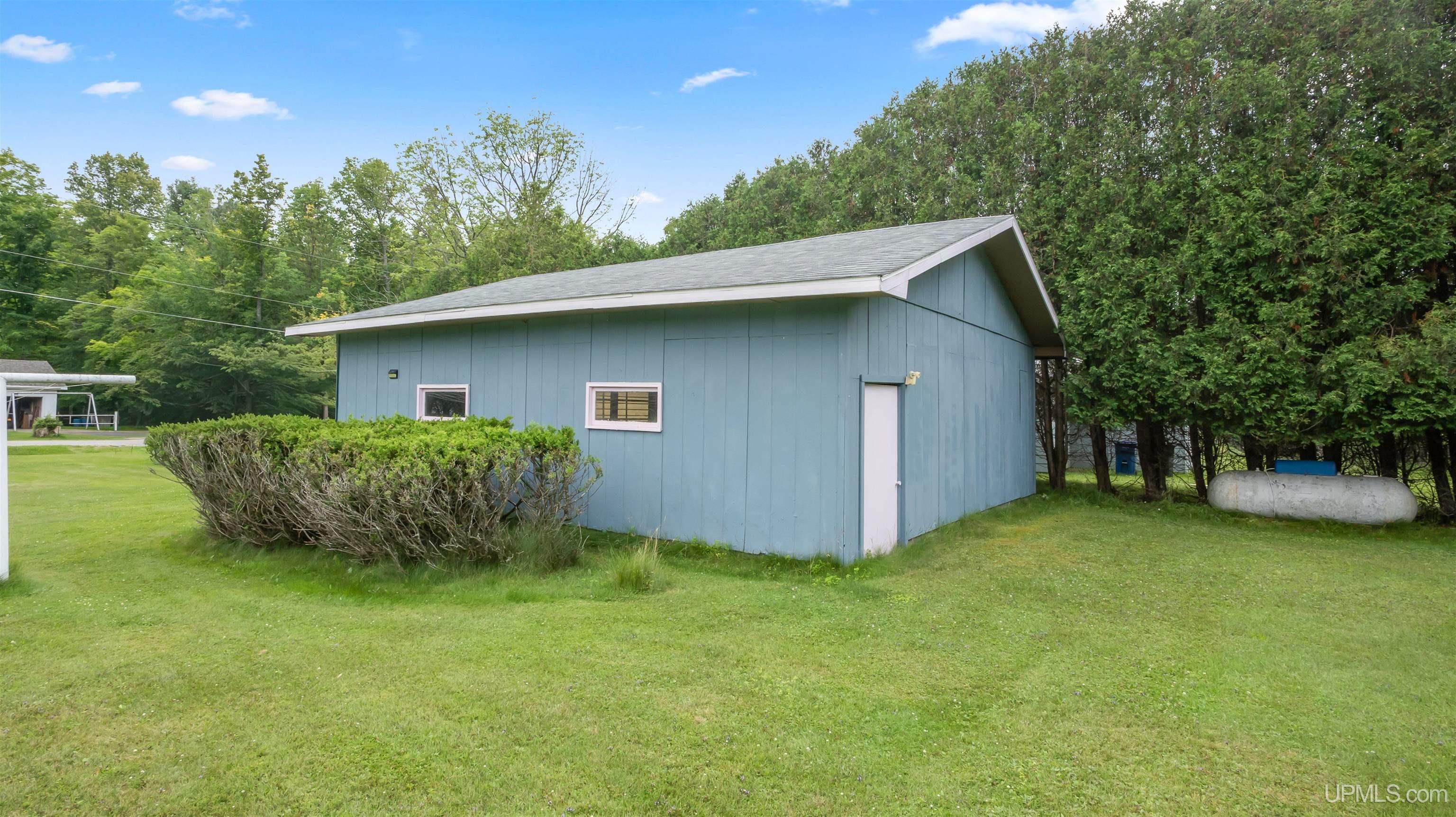4307 M Road Property Photo 42