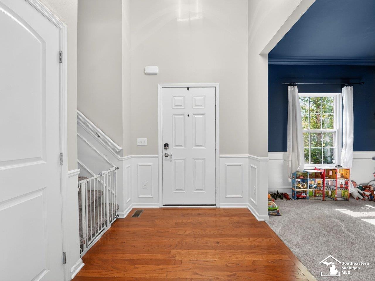 5128 Westminster Drive Property Photo 5