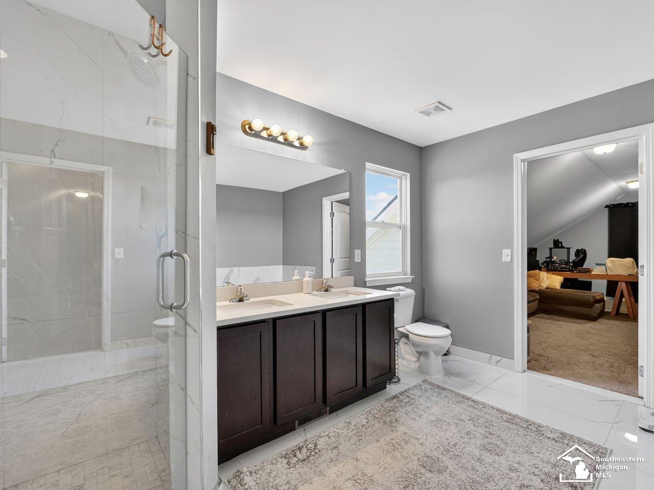 5128 Westminster Drive Property Photo 32