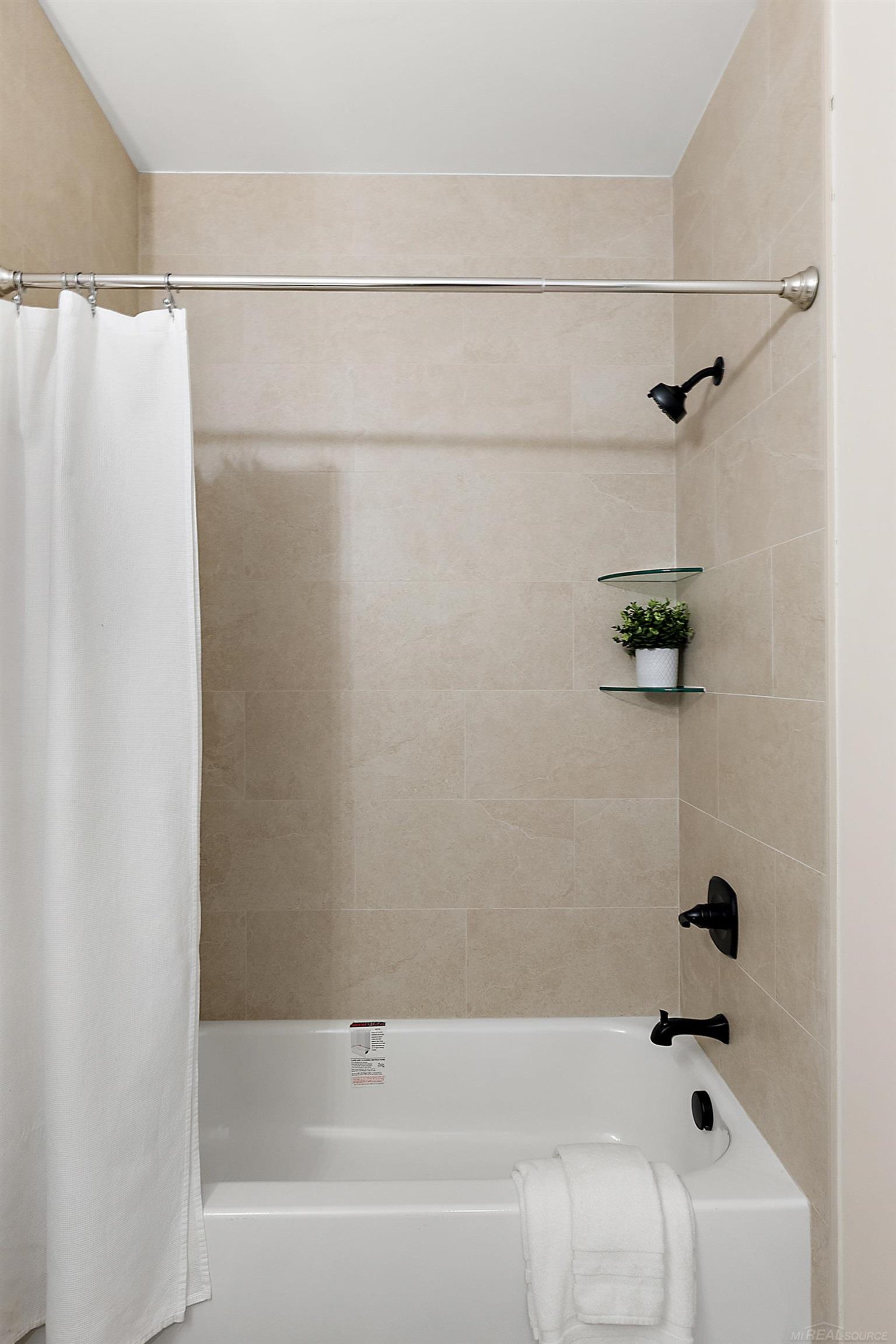 5932 Willow Grove Drive Property Photo 43