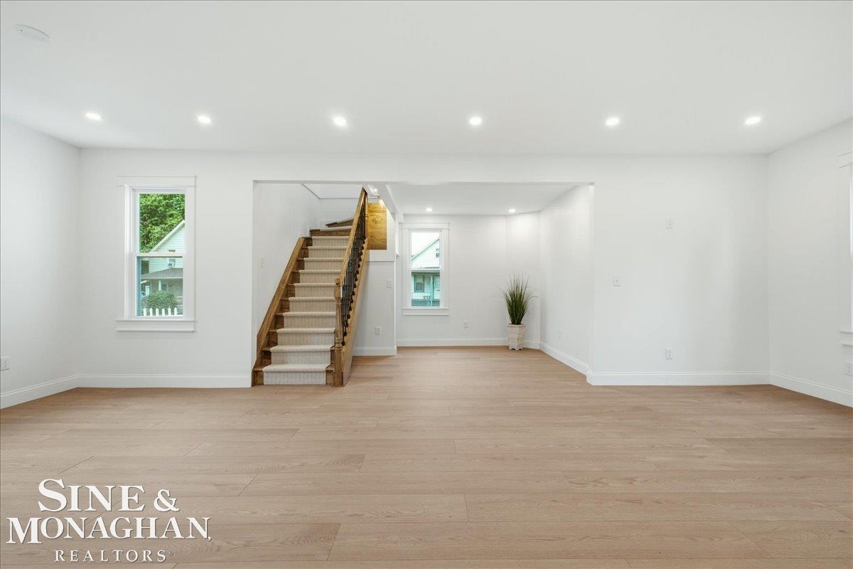 1015 Cass Street Property Photo 16