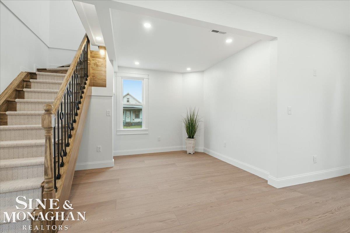 1015 Cass Street Property Photo 19