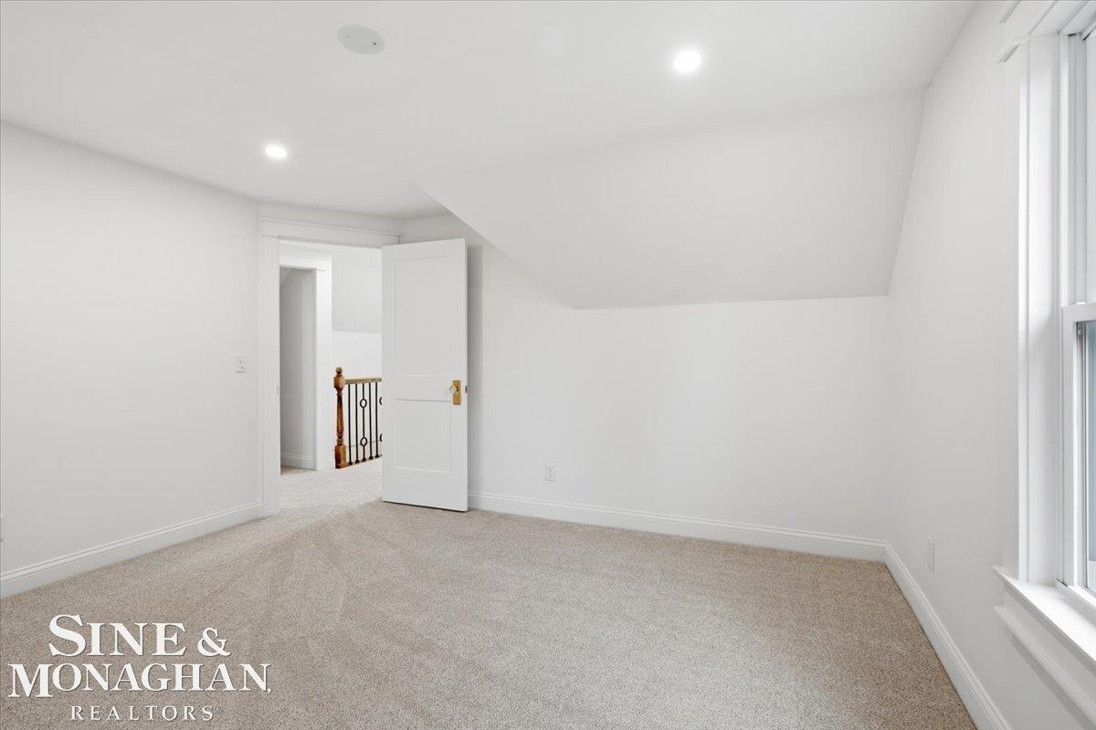1015 Cass Street Property Photo 30