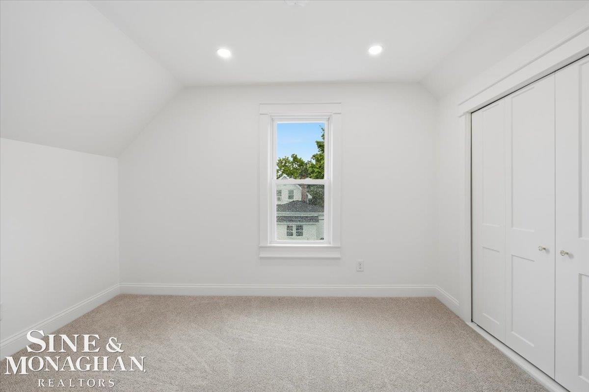 1015 Cass Street Property Photo 32