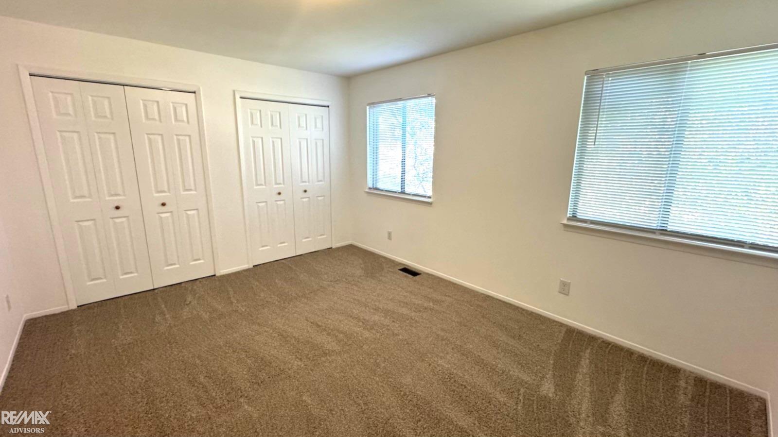 40869 Highpointe Drive Property Photo 7
