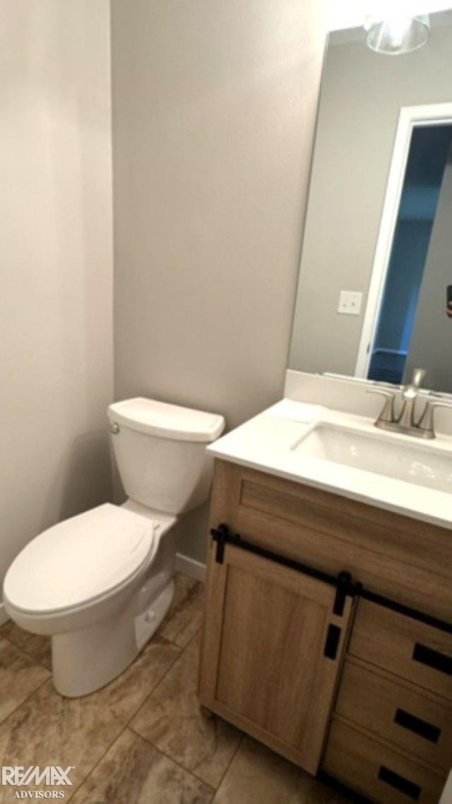 40869 Highpointe Drive Property Photo 9