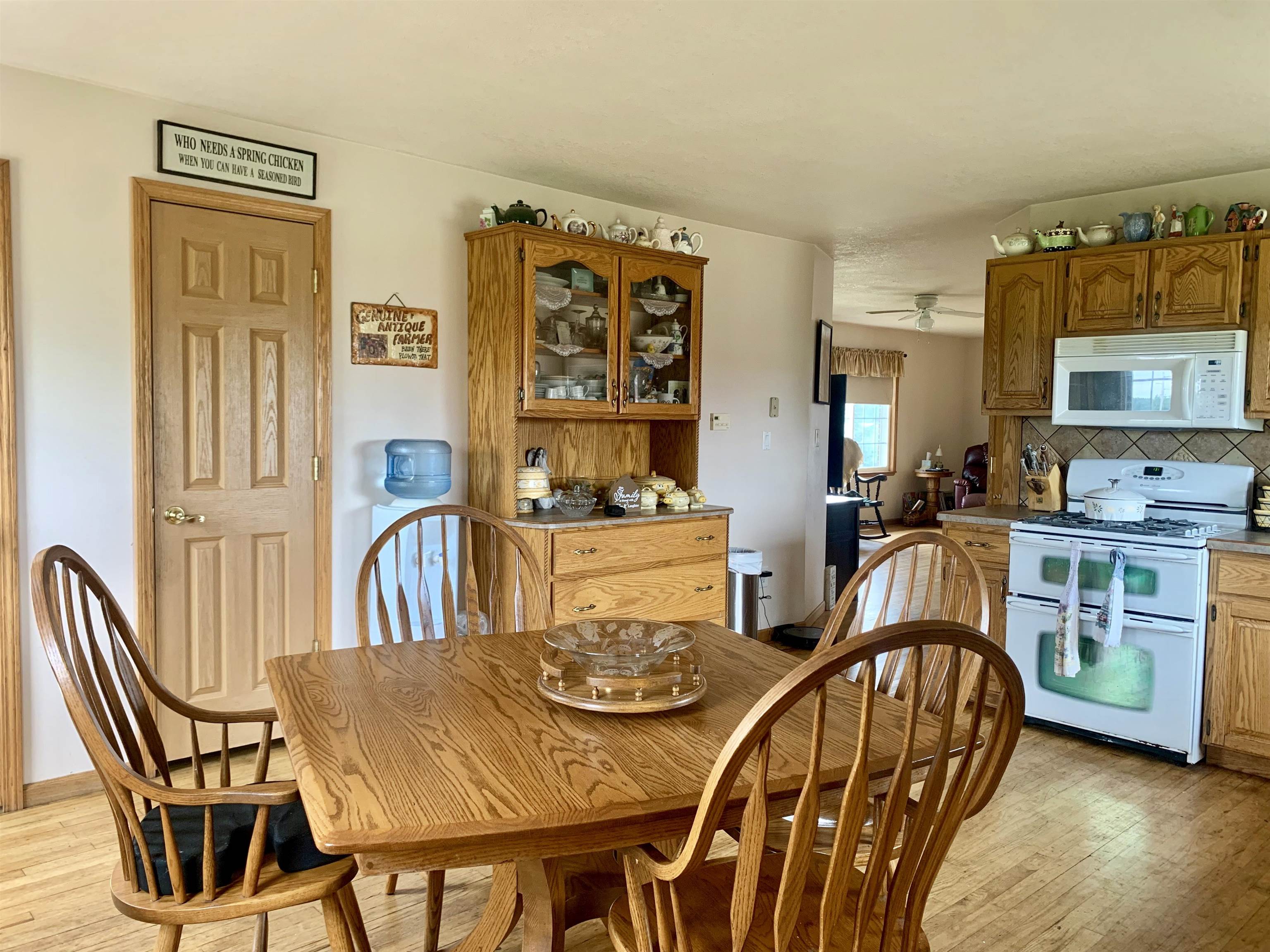 3447 E Bessinger Road Property Photo 4
