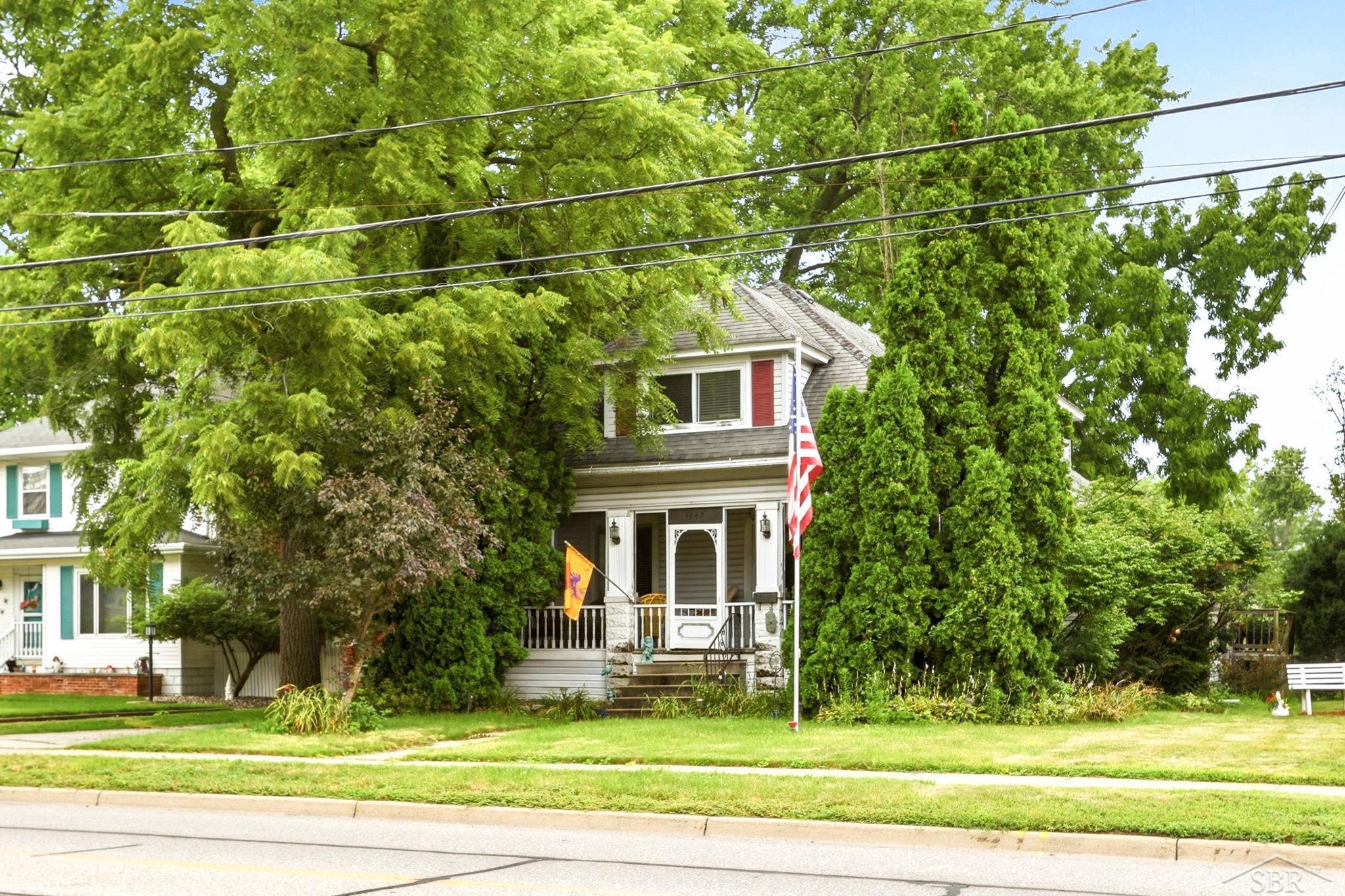1642 Brockway Street Property Photo 1