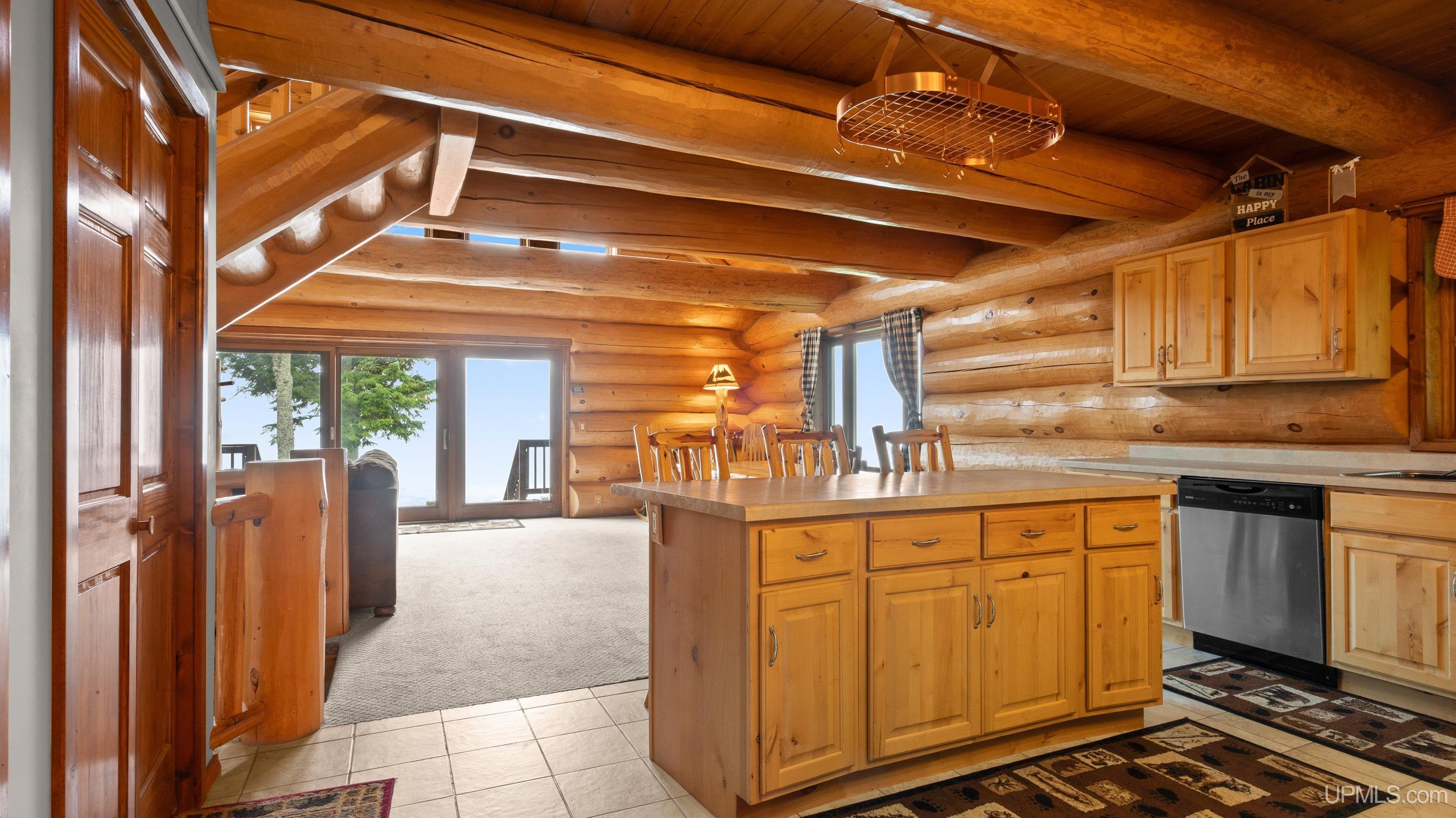 1072 M35 Highway Property Photo 2