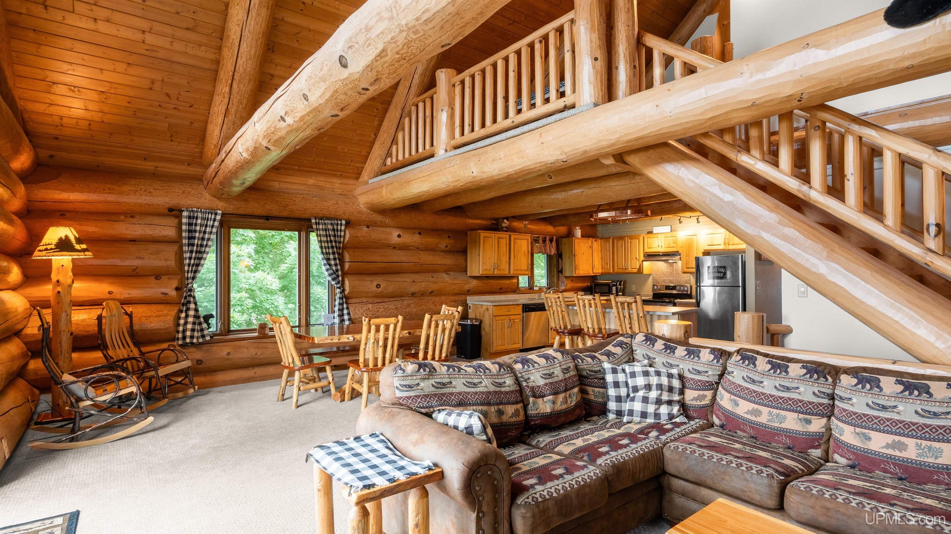 1072 M35 Highway Property Photo 8
