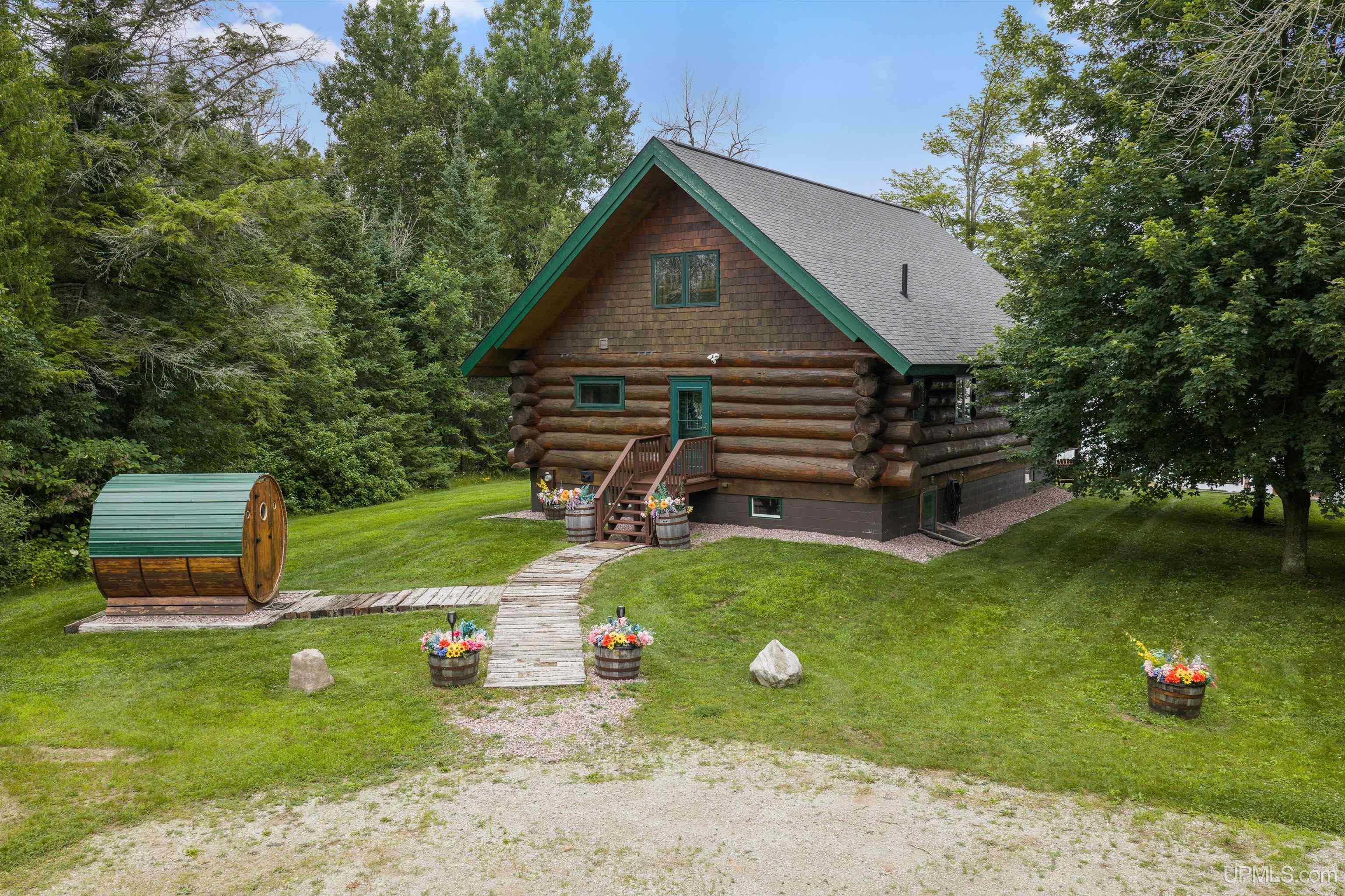 1072 M35 Highway Property Photo 33