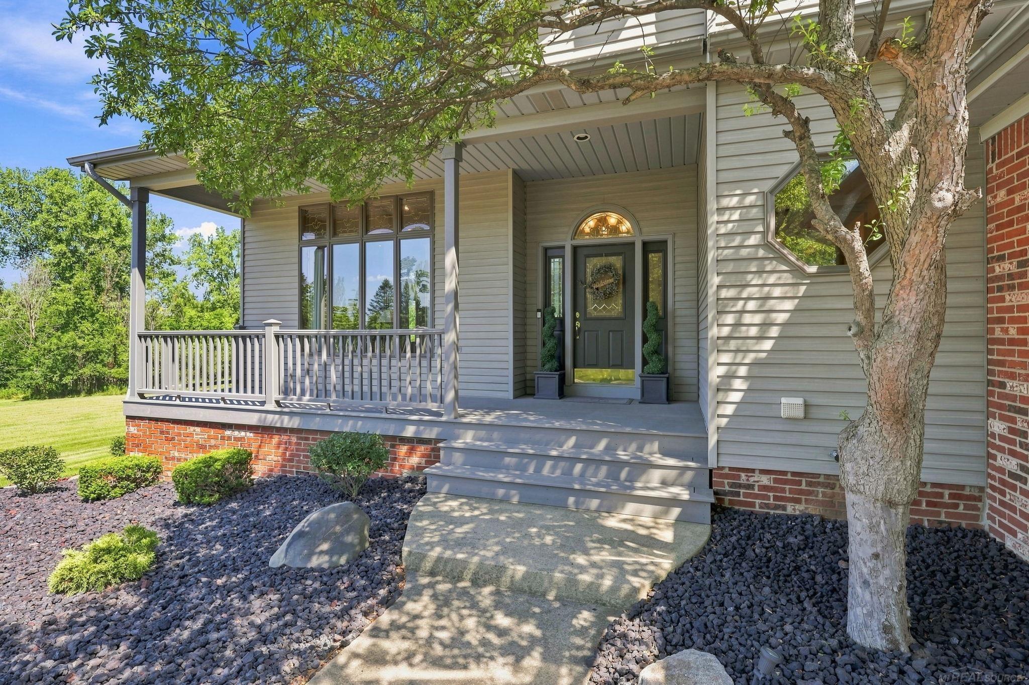 20875 Irwin Road Property Photo 4