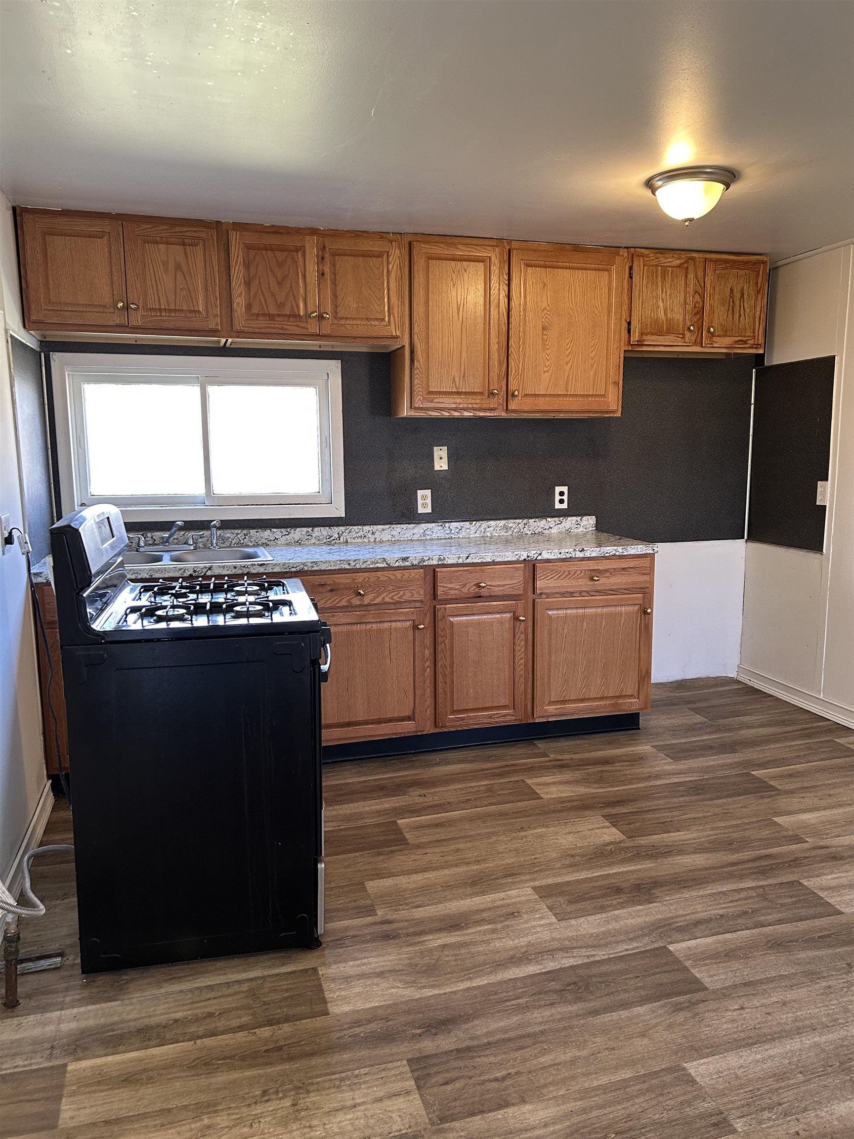 5168 Lennon Road Property Photo 17