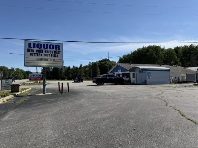 503 N Huron Road Property Photo 1